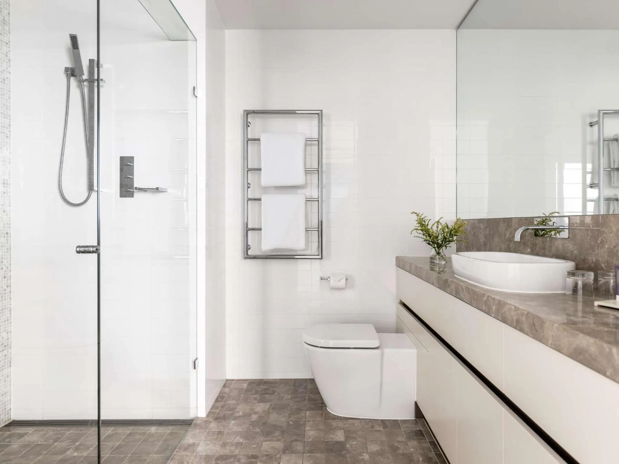 Bathroom in Peppers Soul Surfers Paradise