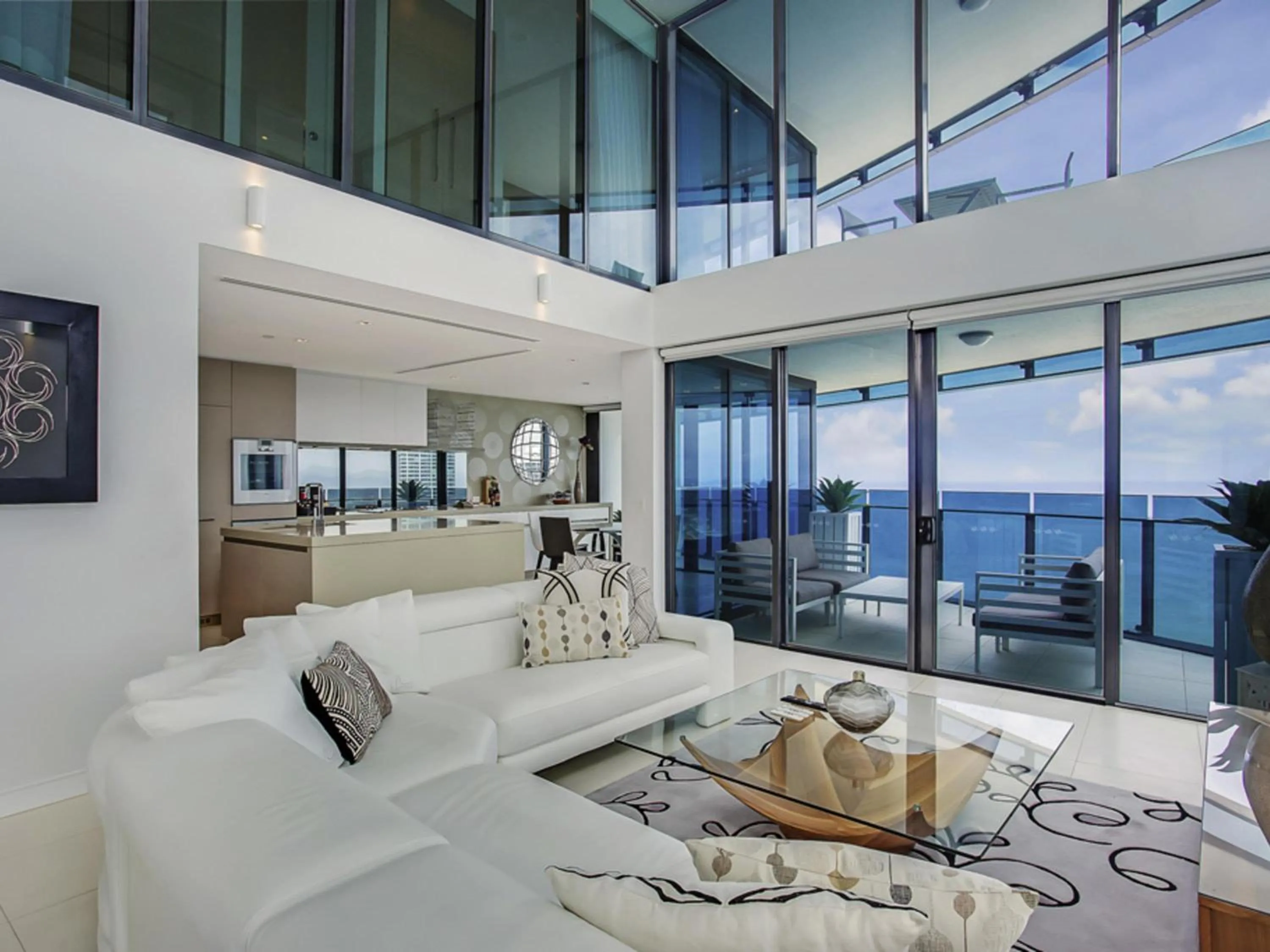 Bedroom in Peppers Soul Surfers Paradise