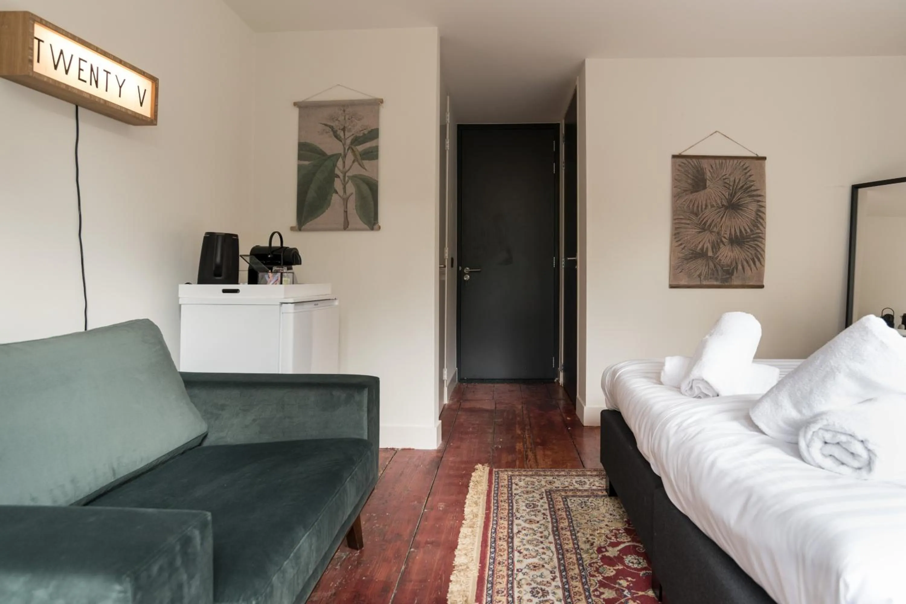 Bedroom, Bed in TWENTY FIVE Rooms