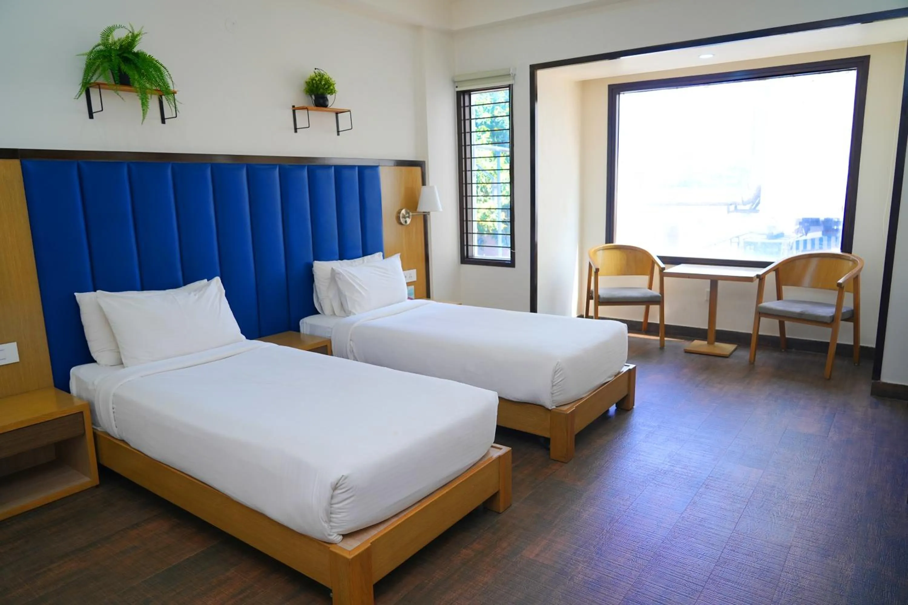 Bedroom, Bed in Purple Cloud Hotel