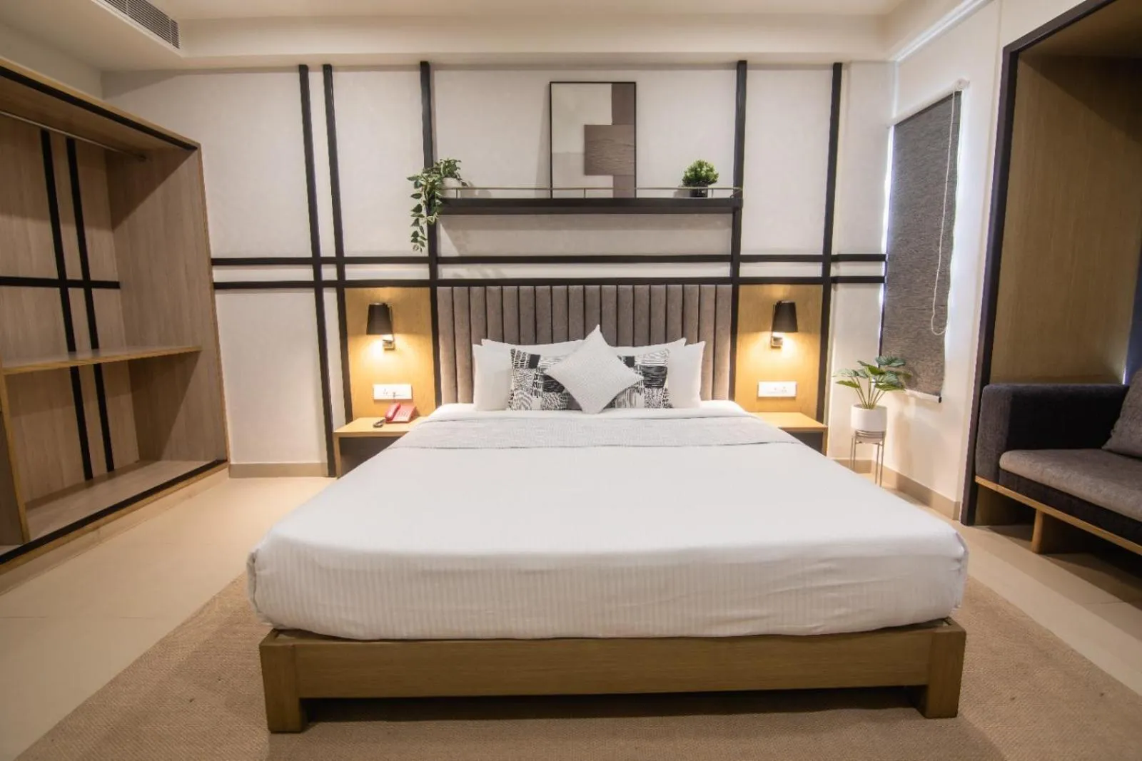 Bed in Purple Cloud Hotel