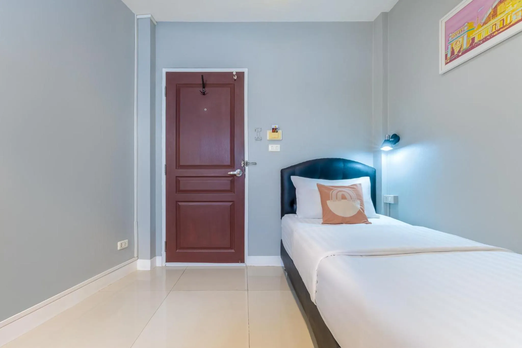 Bedroom, Bed in At Hua Lamphong Hotel