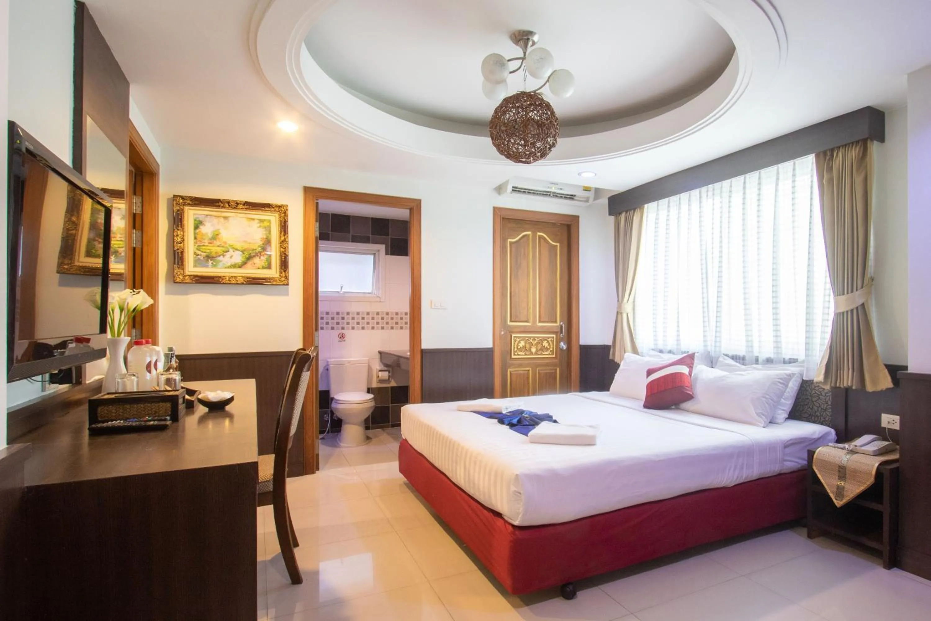 Bed in Gusto Pratunam Hotel