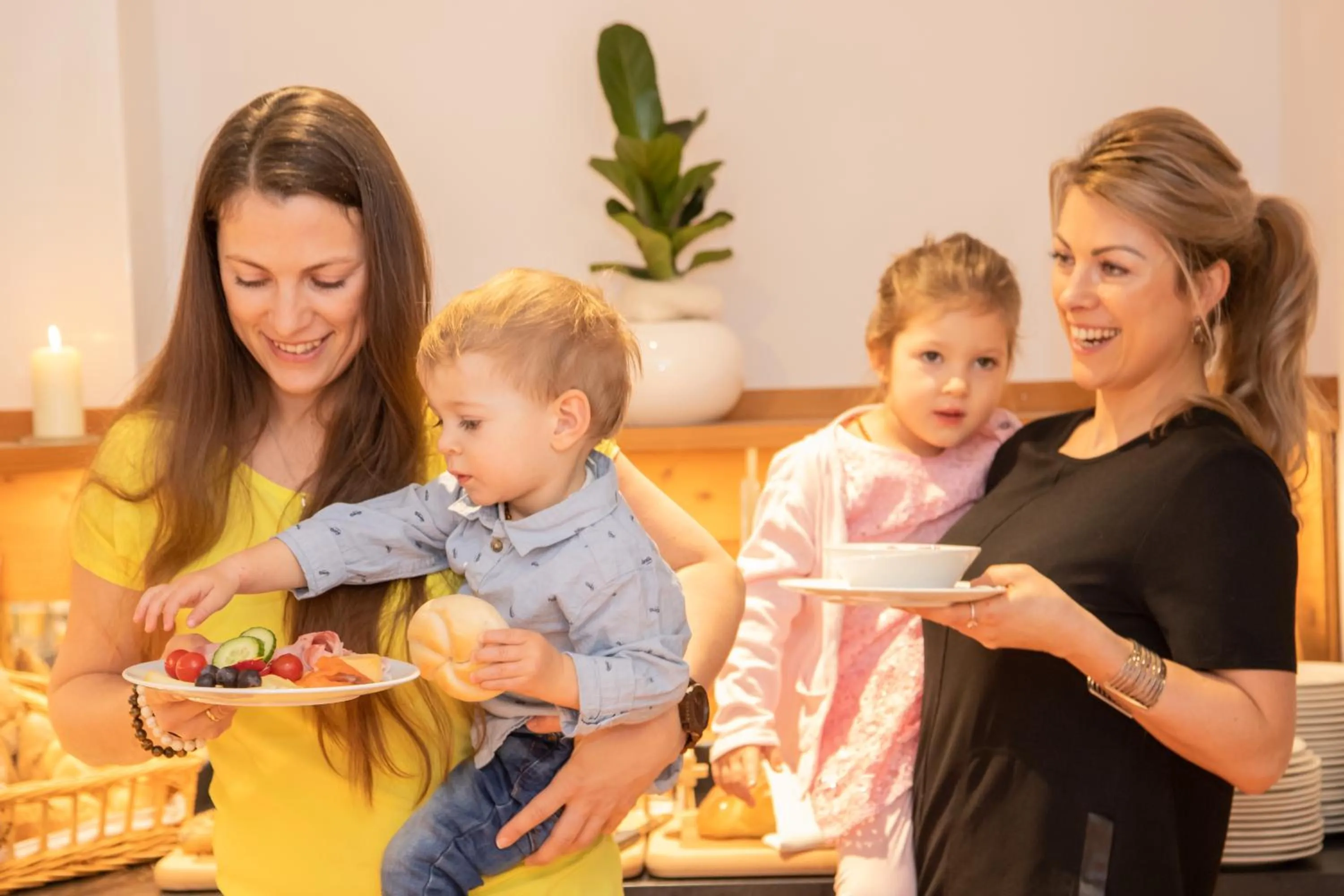 Breakfast in Hotel Restaurant Häupl