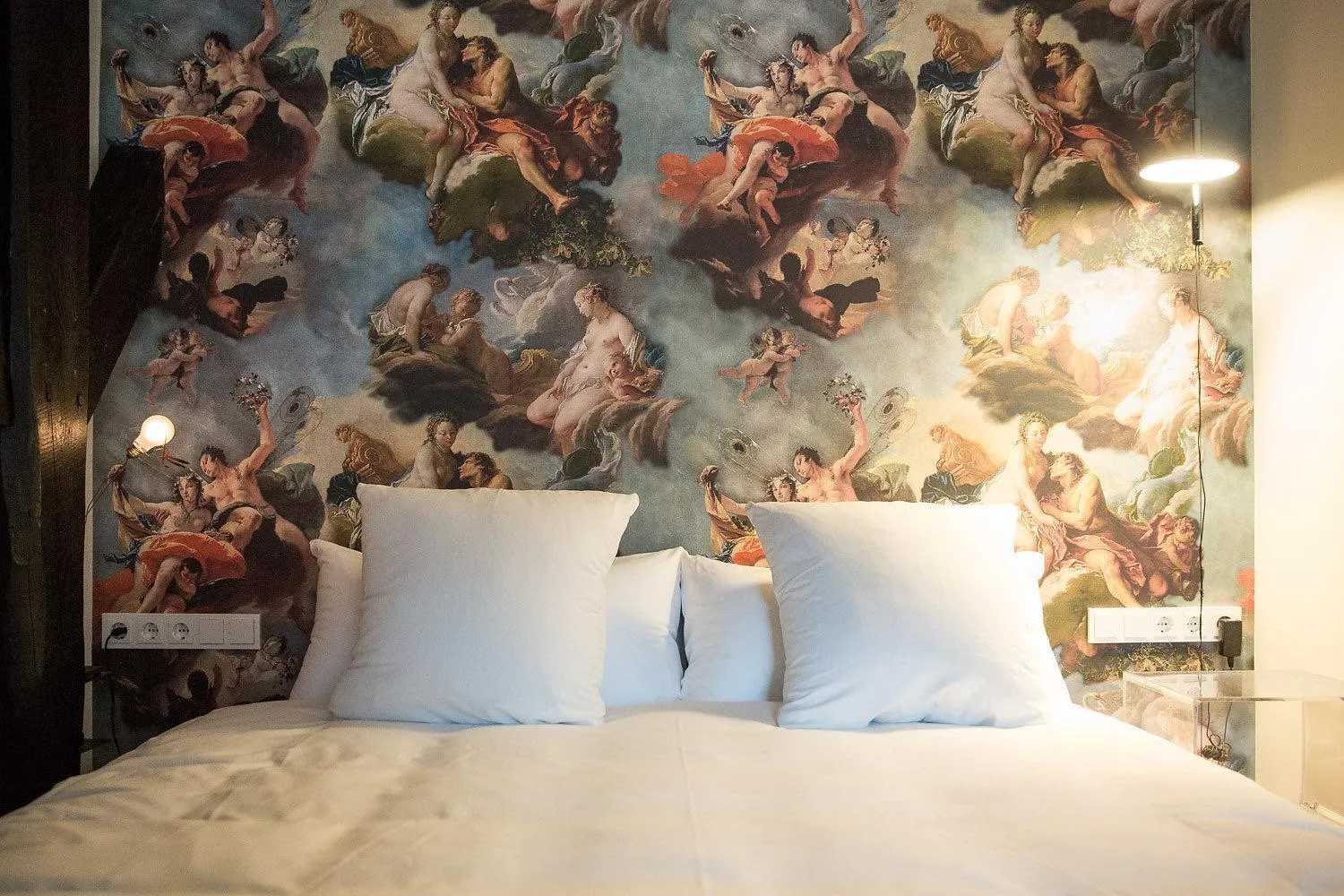 Bed in Hotel Napoleonschuur