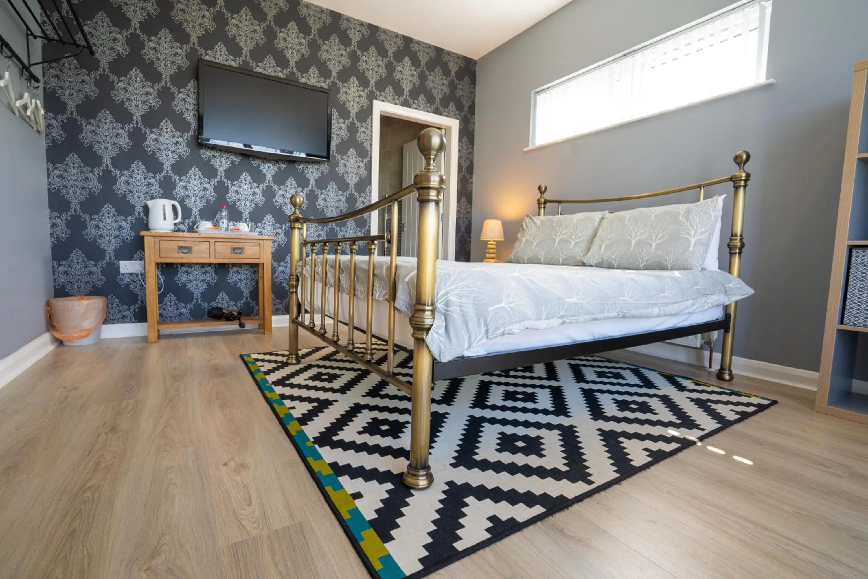 Bedroom, Bed in Rest a While