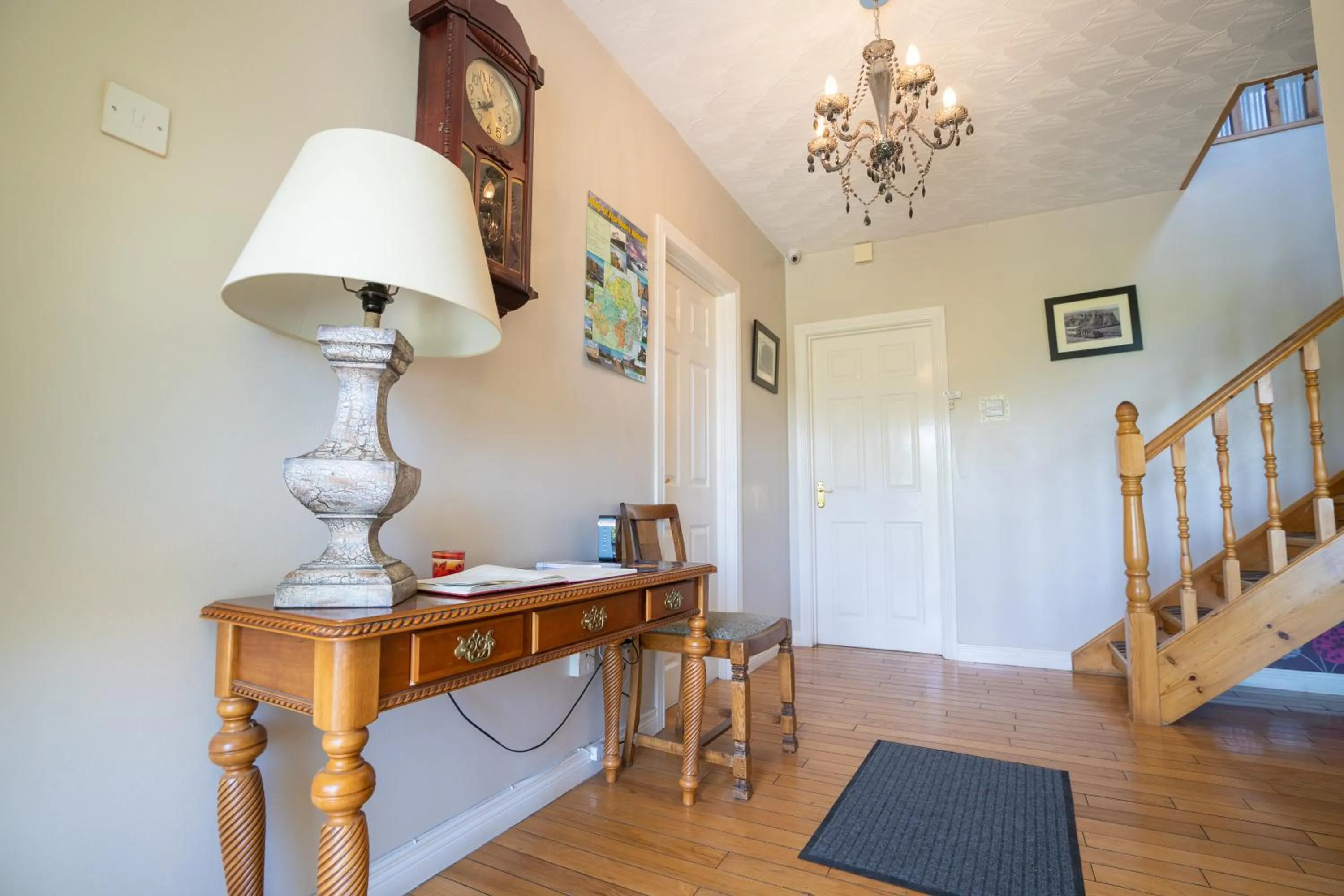 Lobby or reception in Rest a While