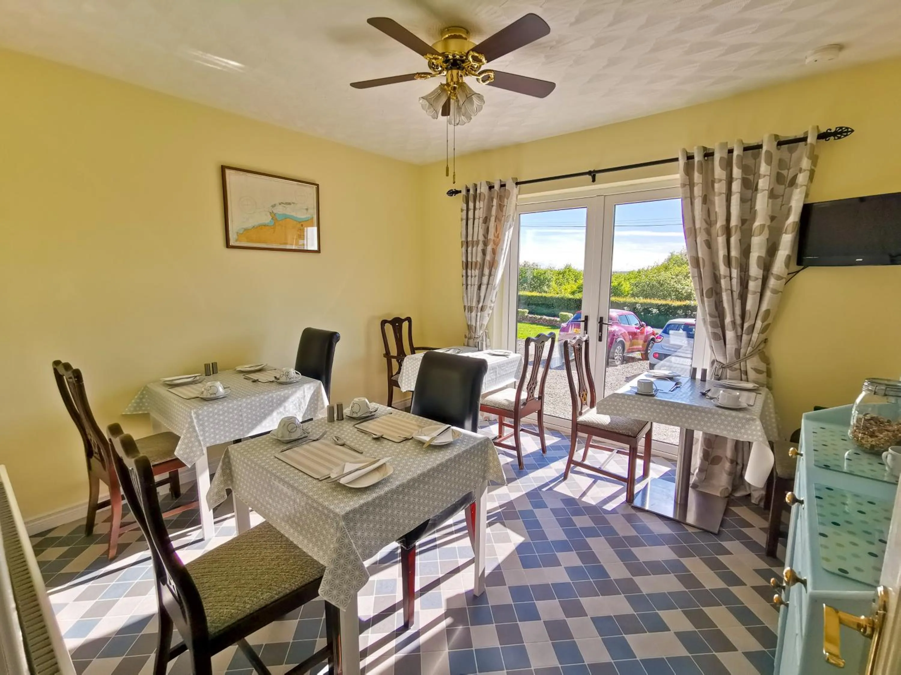 Dining area in Rest a While