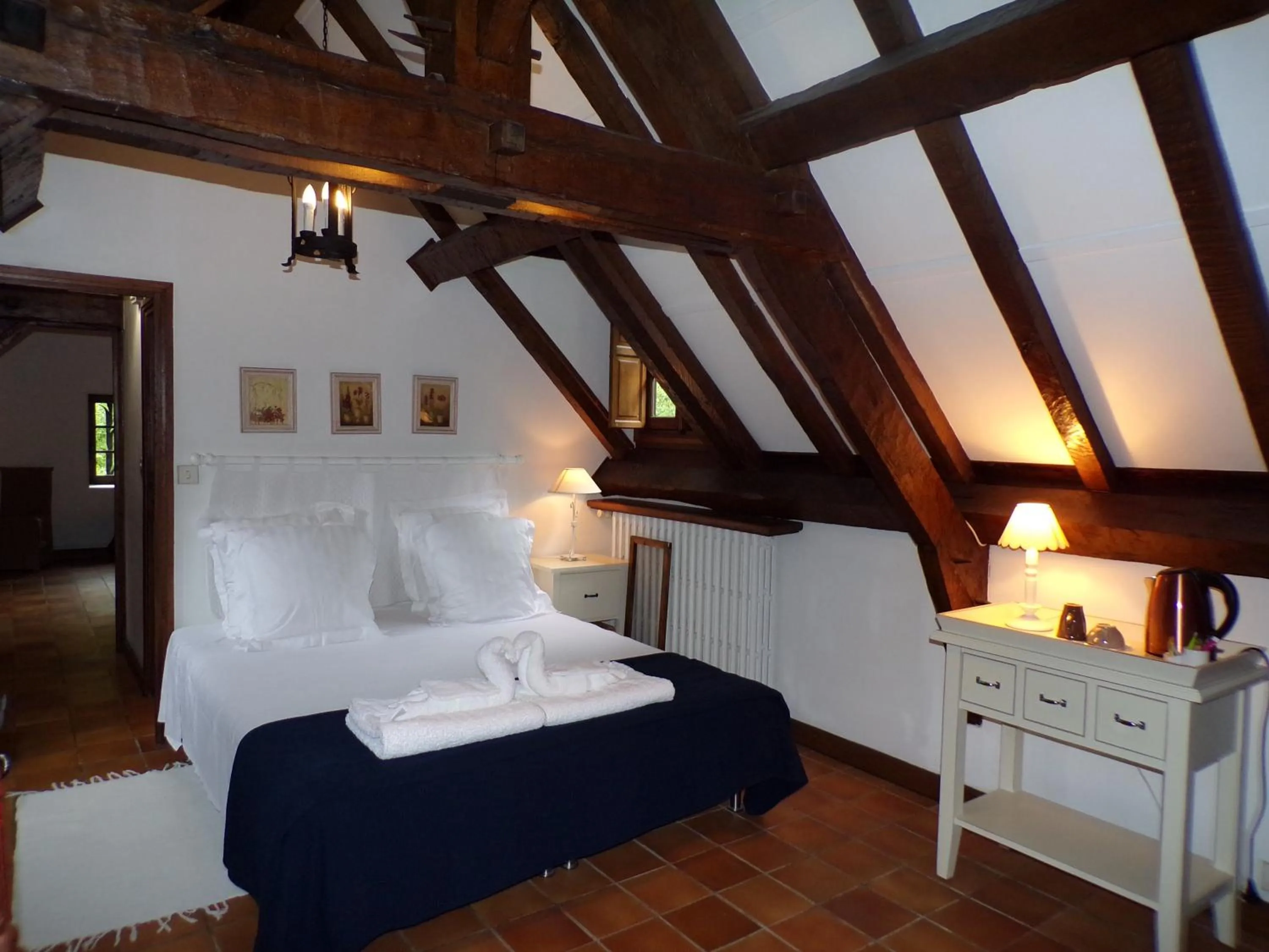 Bedroom, Bed in Moulin de Bénédicty