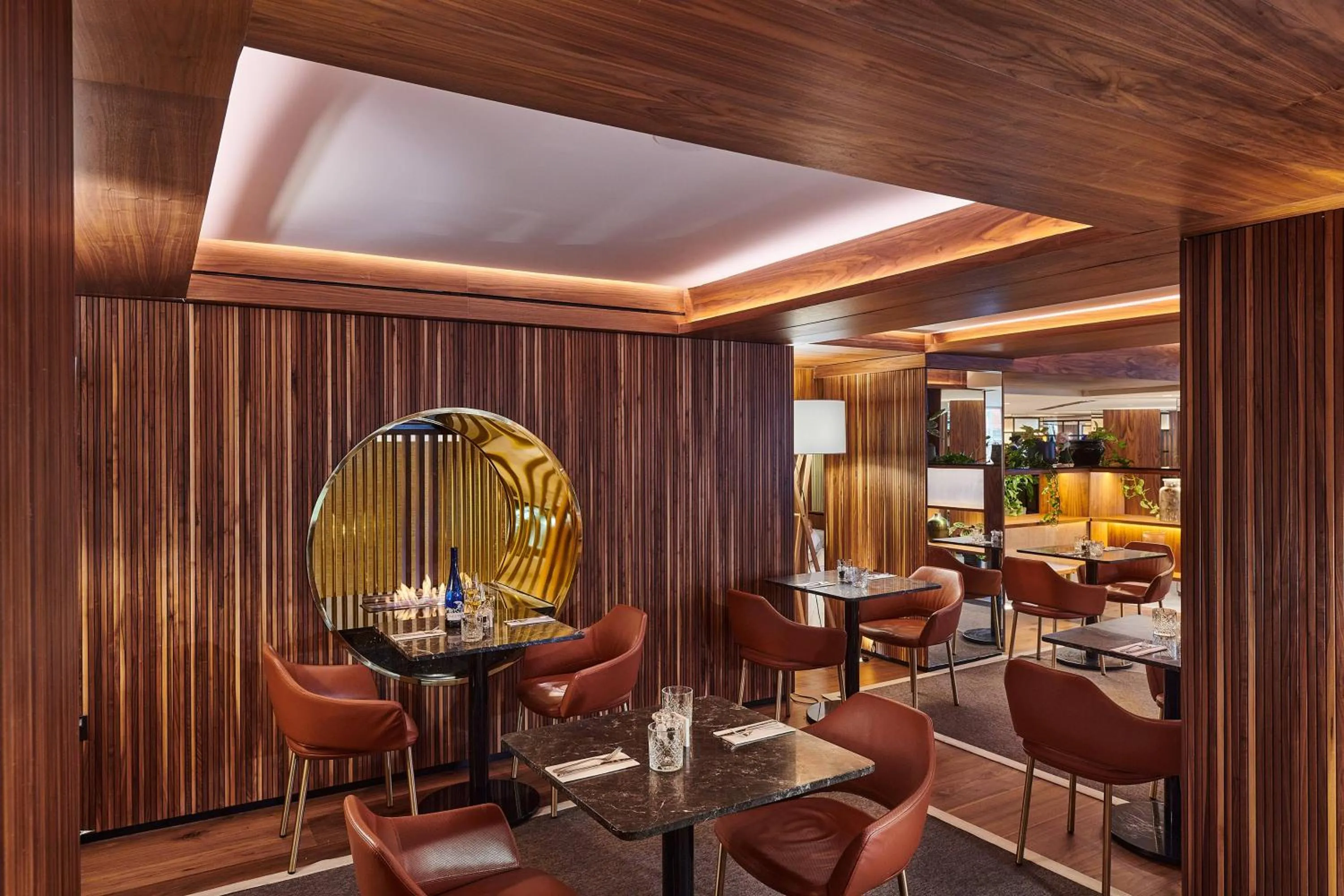 Property building in Meliá White House Apartments