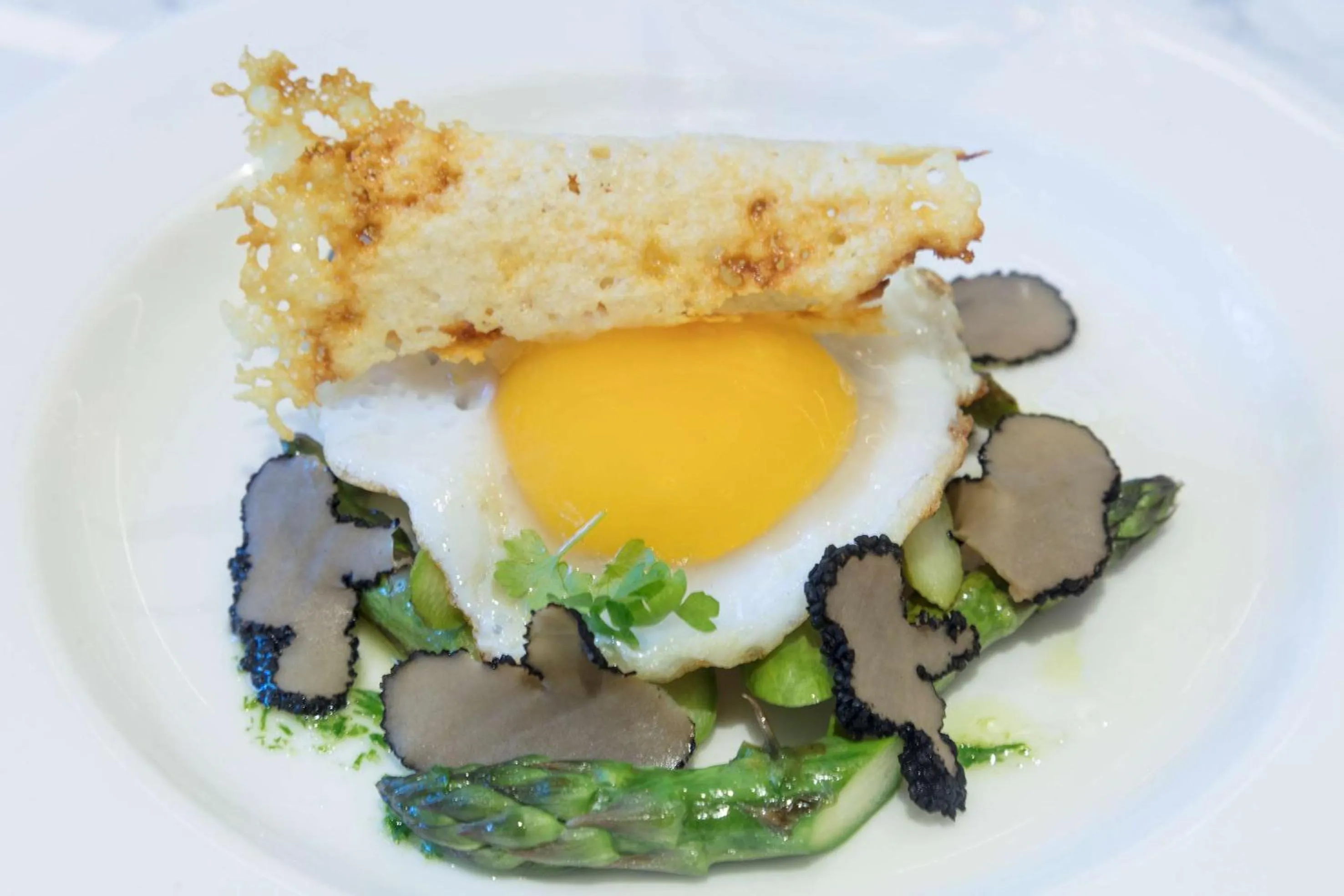 Lounge or bar in Meliá White House Hotel Apartments