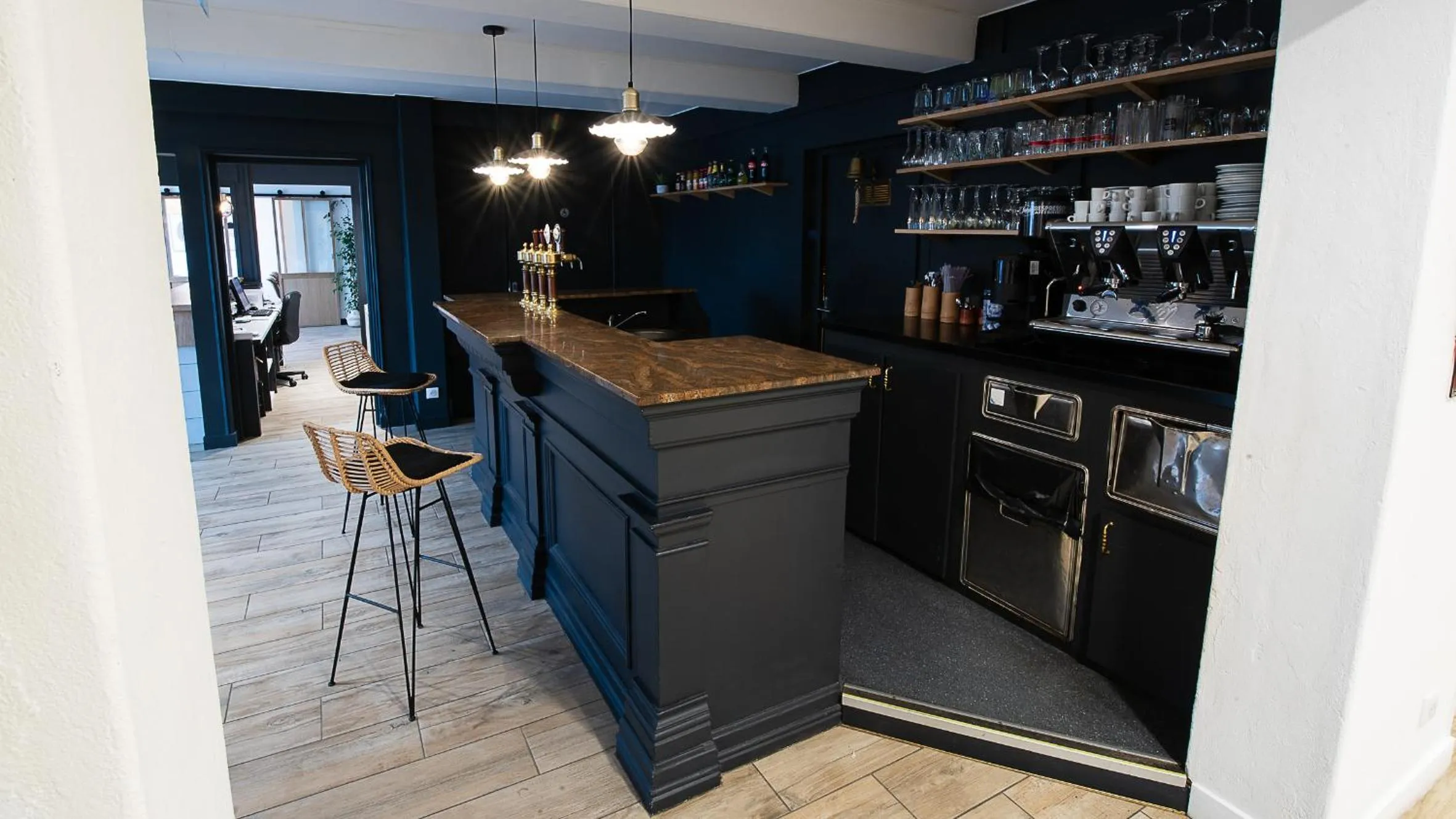 Lounge or bar in Hôtel du Beffroi Gravelines Dunkerque