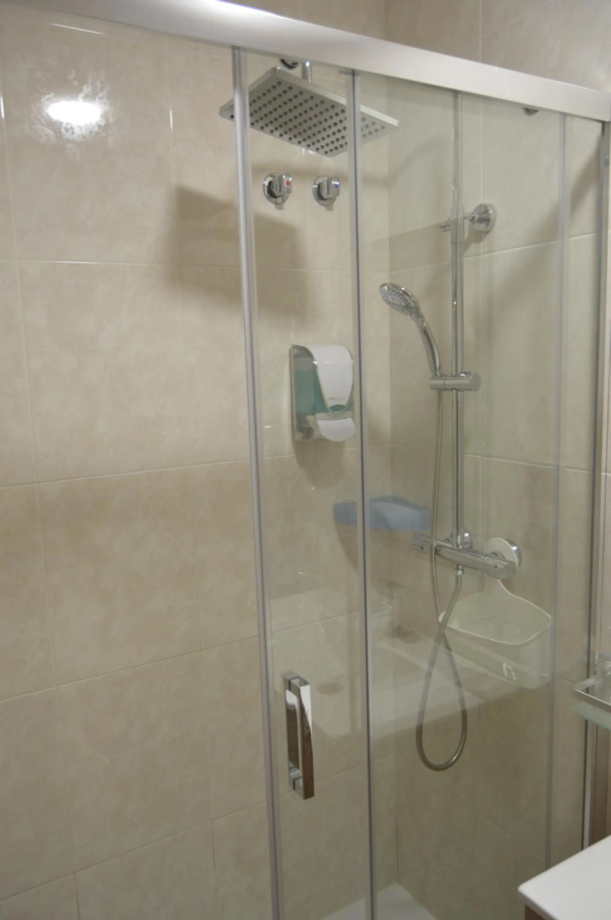 Bathroom in Hotel Restaurante Val