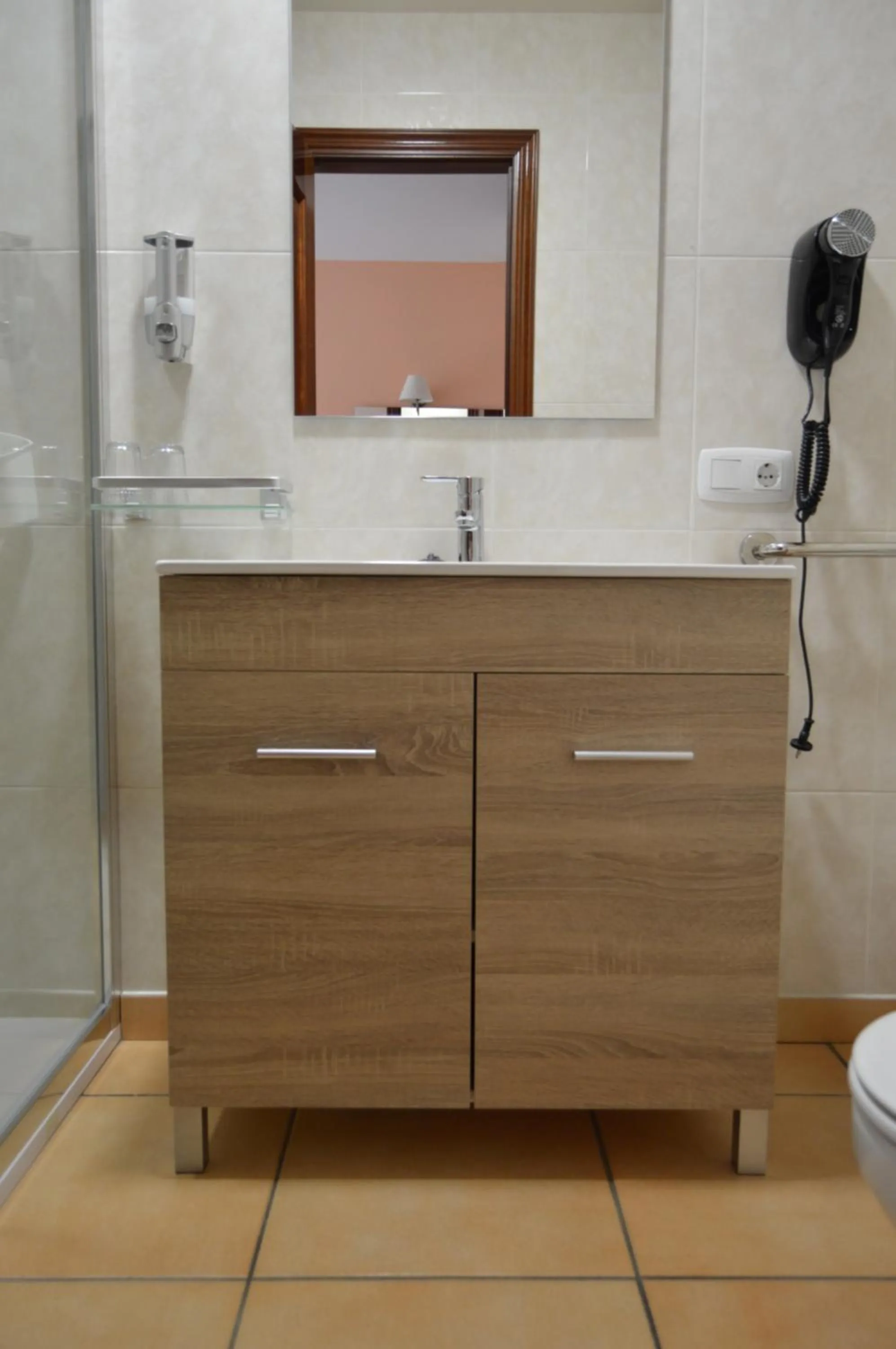 Bathroom in Hotel Restaurante Val