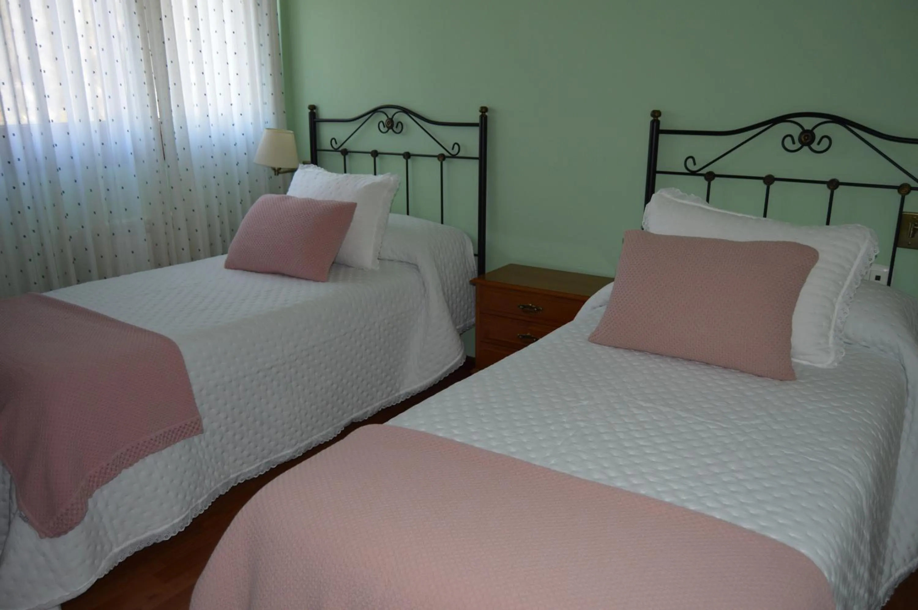 Bedroom, Bed in Hotel Restaurante Val