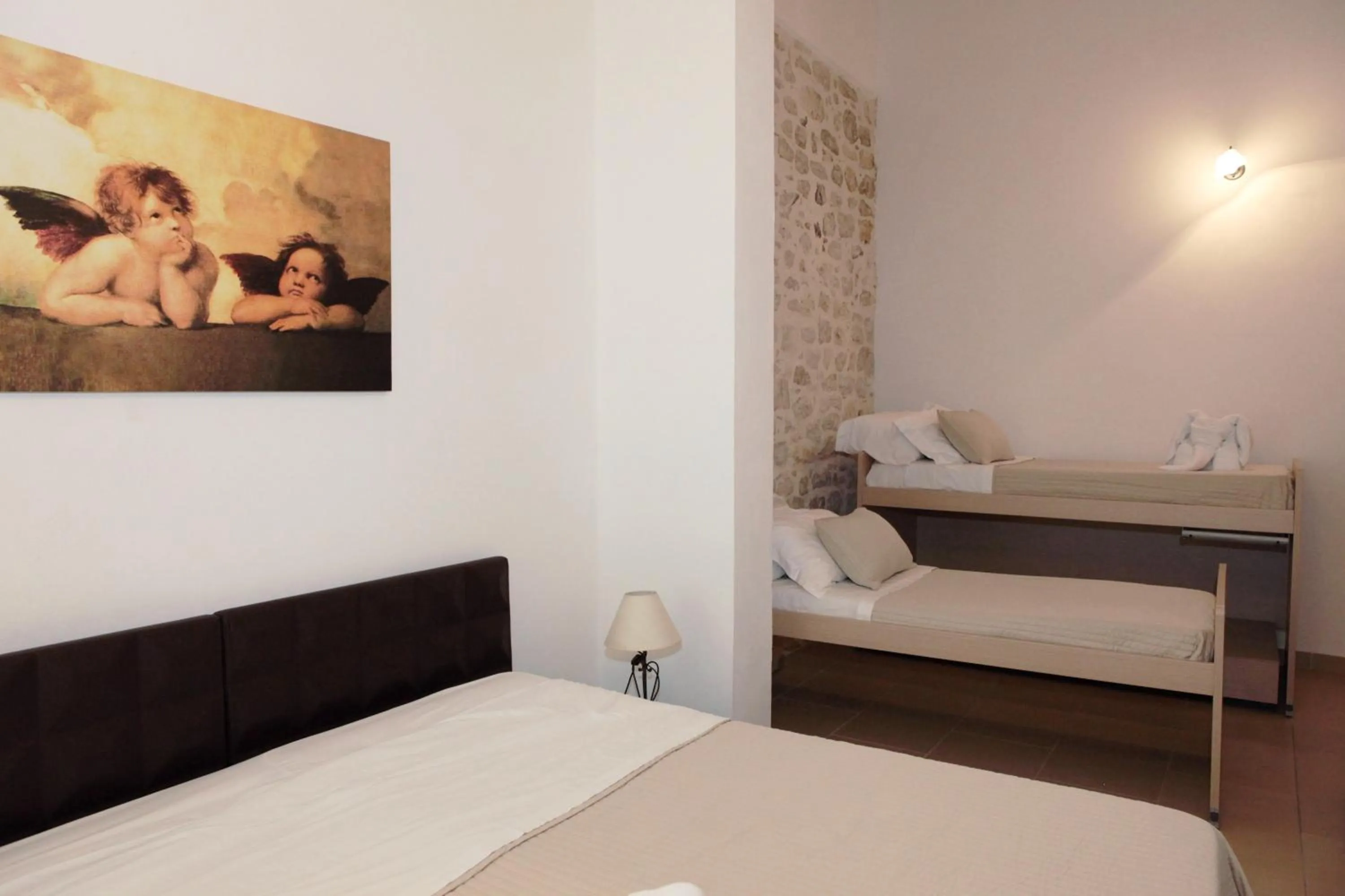 Family, Bed in La Corte Di Ibla