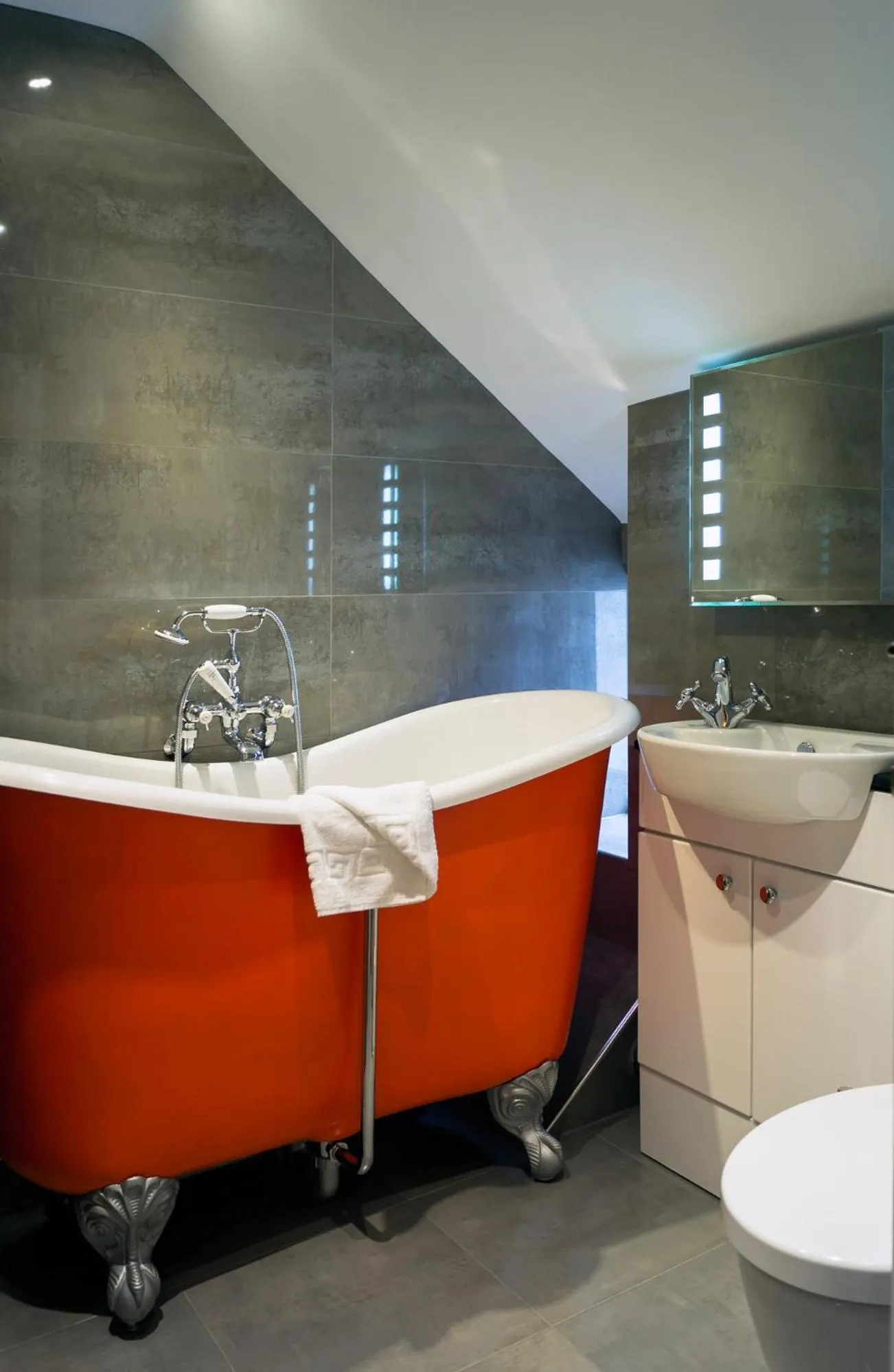 Bathroom in Rising Sun Hotel