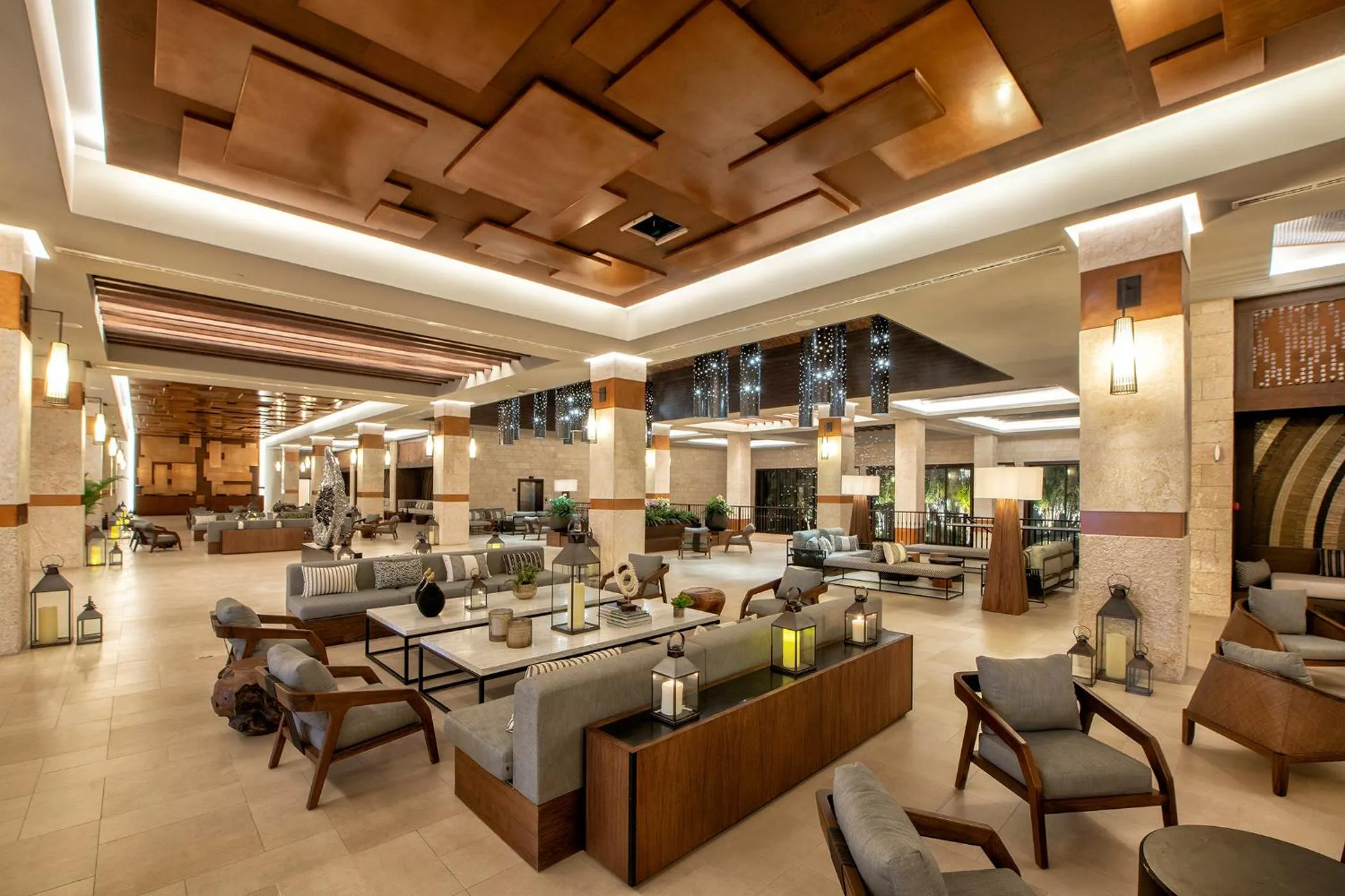 Lobby or reception in Lopesan Costa Bávaro Resort, Spa & Casino