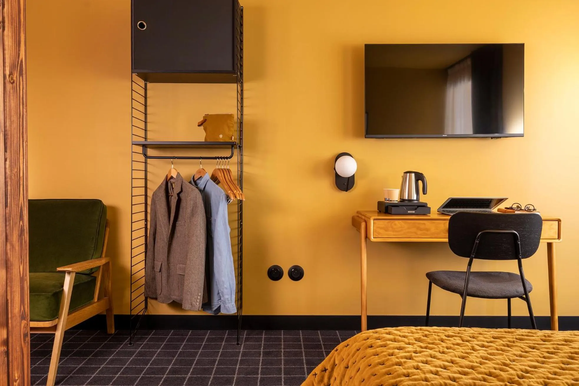 TV and multimedia in Best Western Plus Hotel Cargo