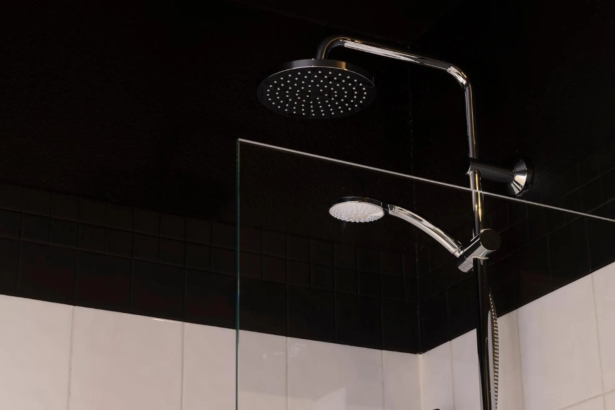 Shower in Best Western Plus Hotel Cargo