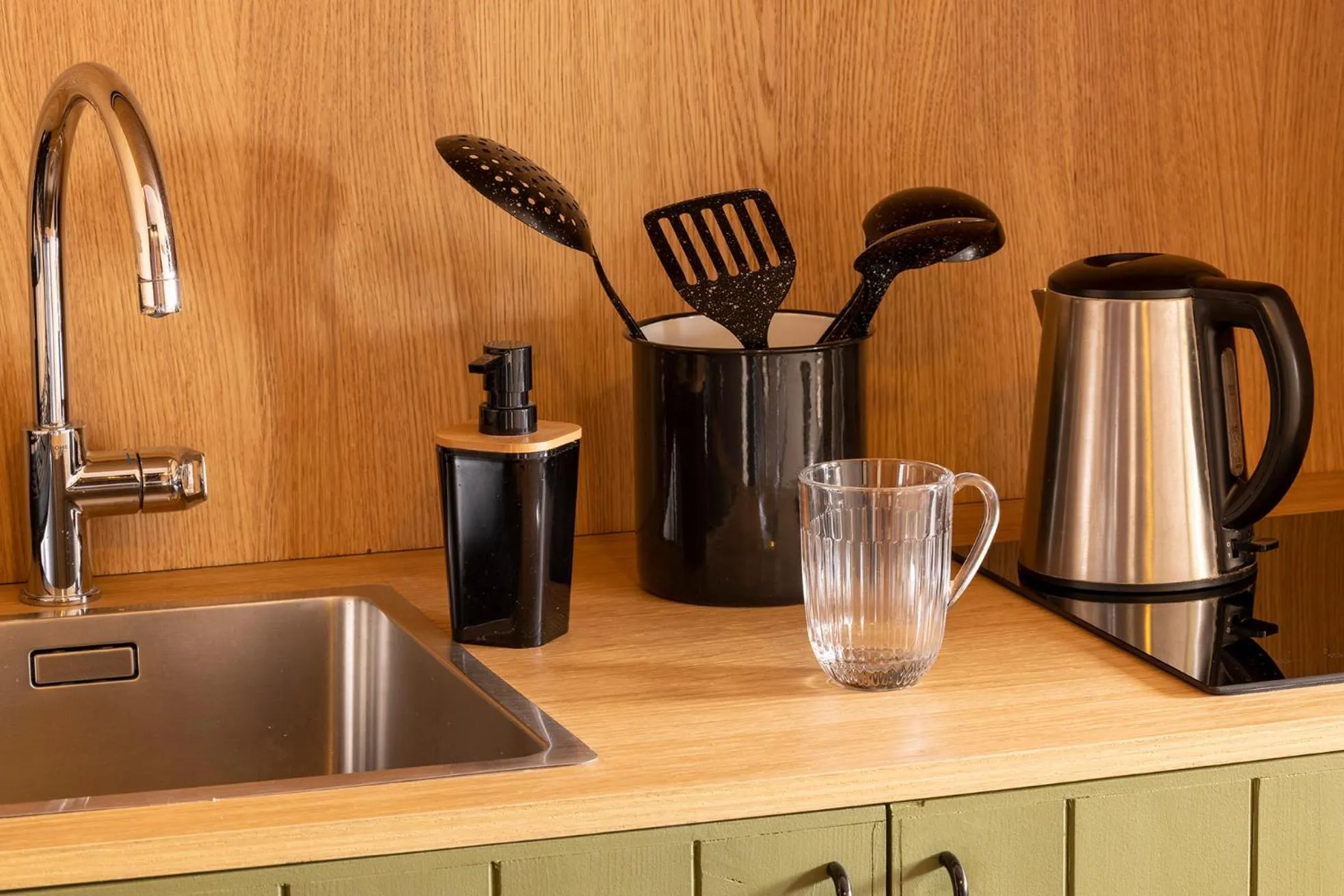 Coffee/tea facilities in Best Western Plus Hotel Cargo