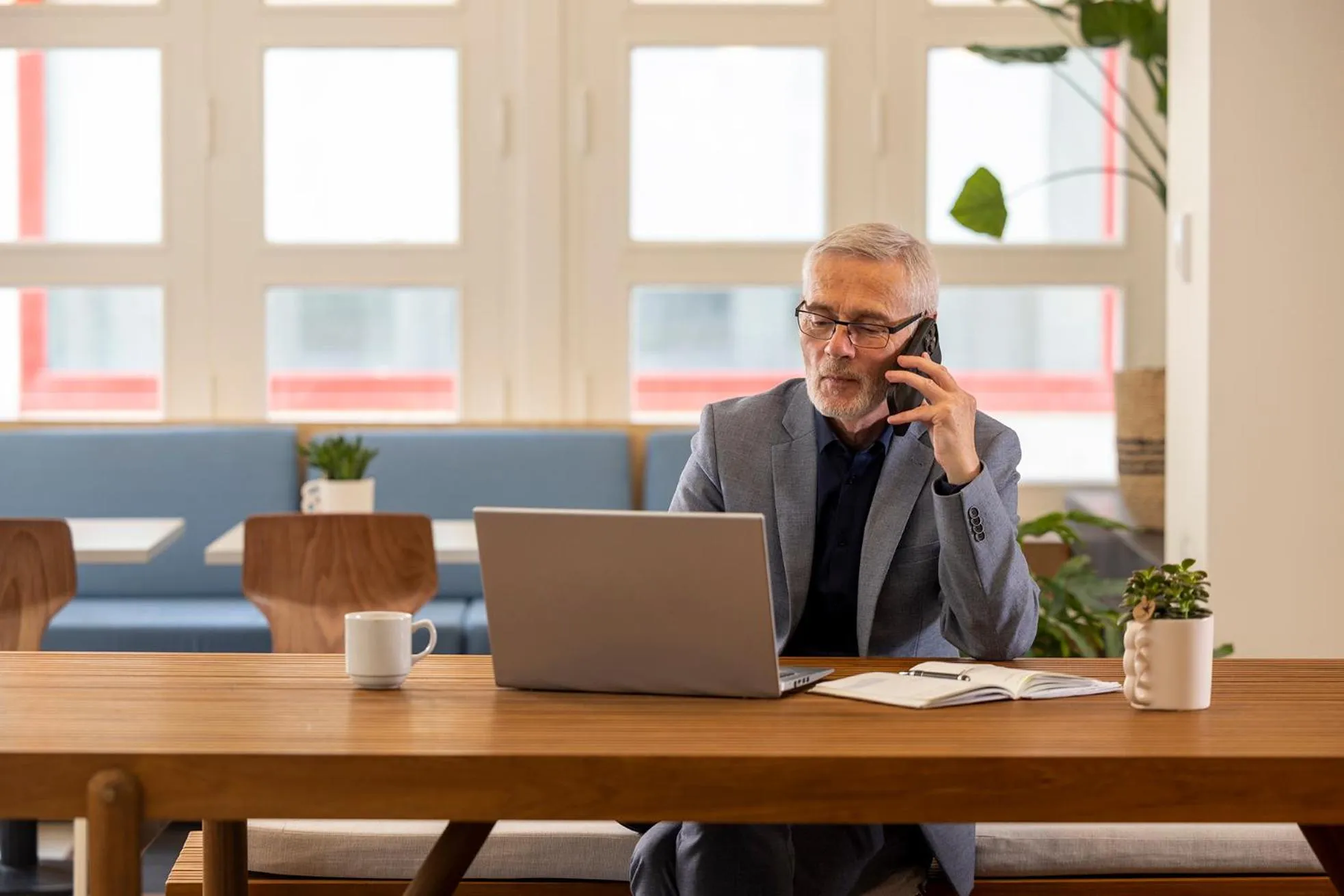 People in Best Western Plus Hotel Cargo