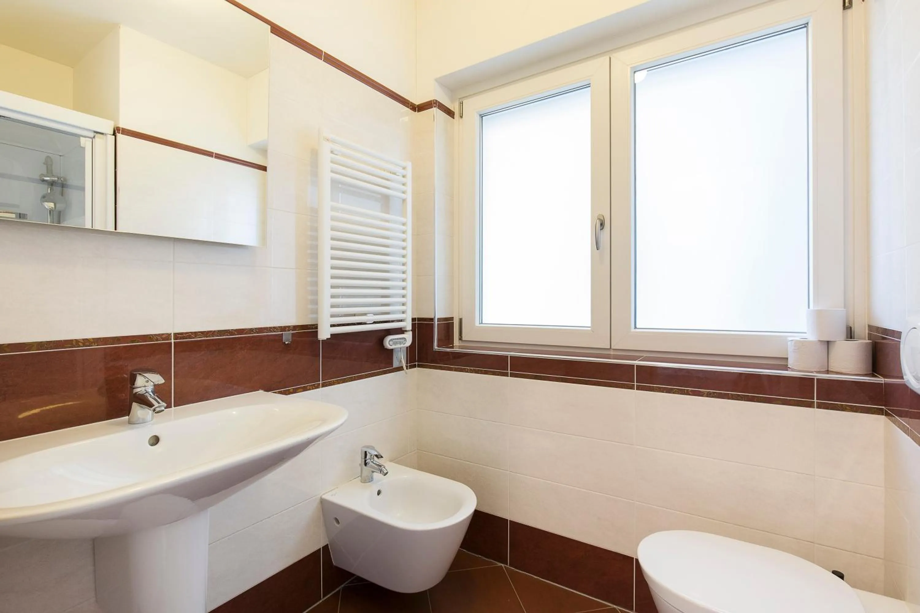 Bathroom in Prestige Apartments by Quokka 360 - spacious flats with terraces