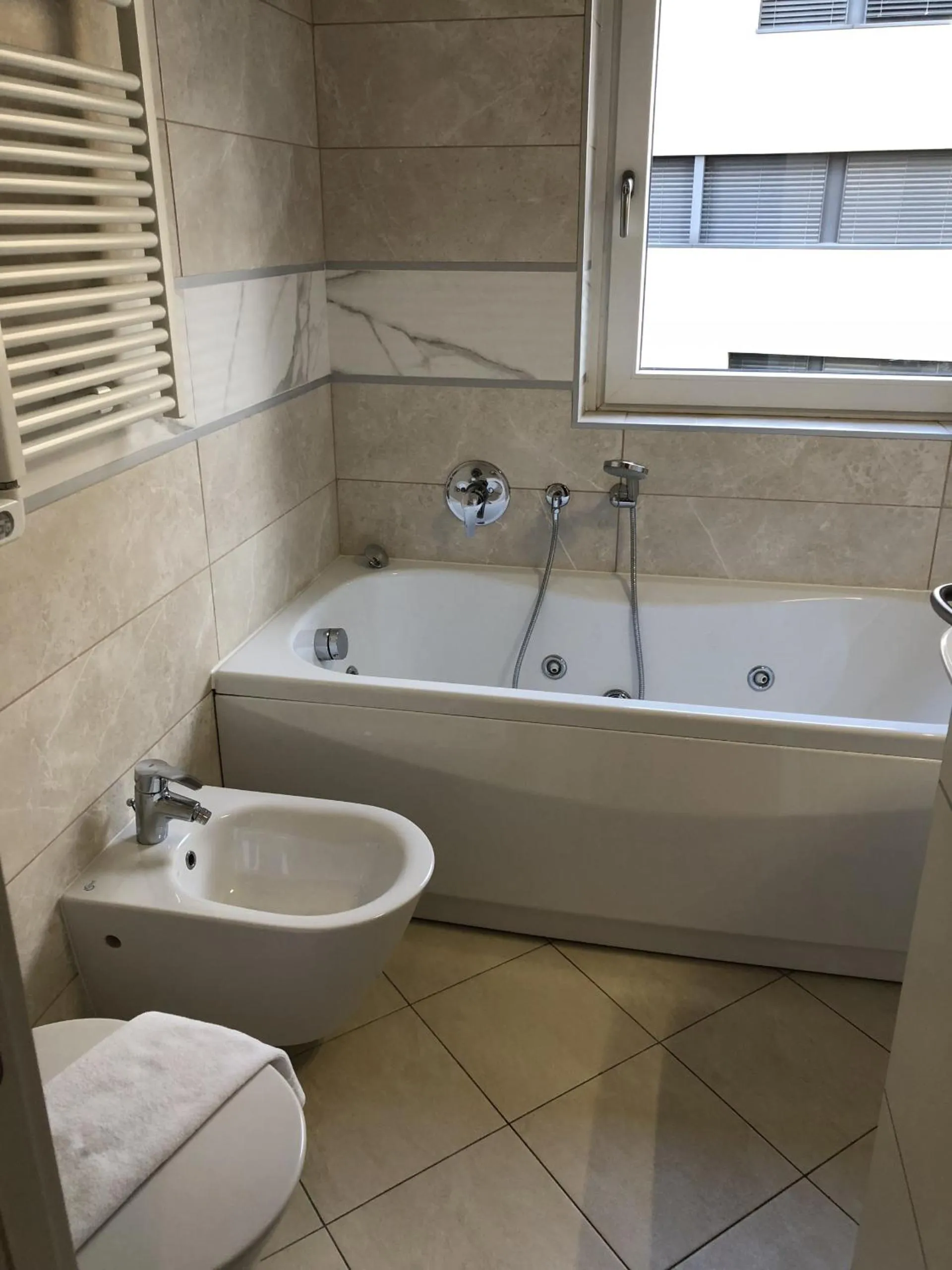 Bathroom in Prestige Apartments by Quokka 360 - spacious flats with terraces