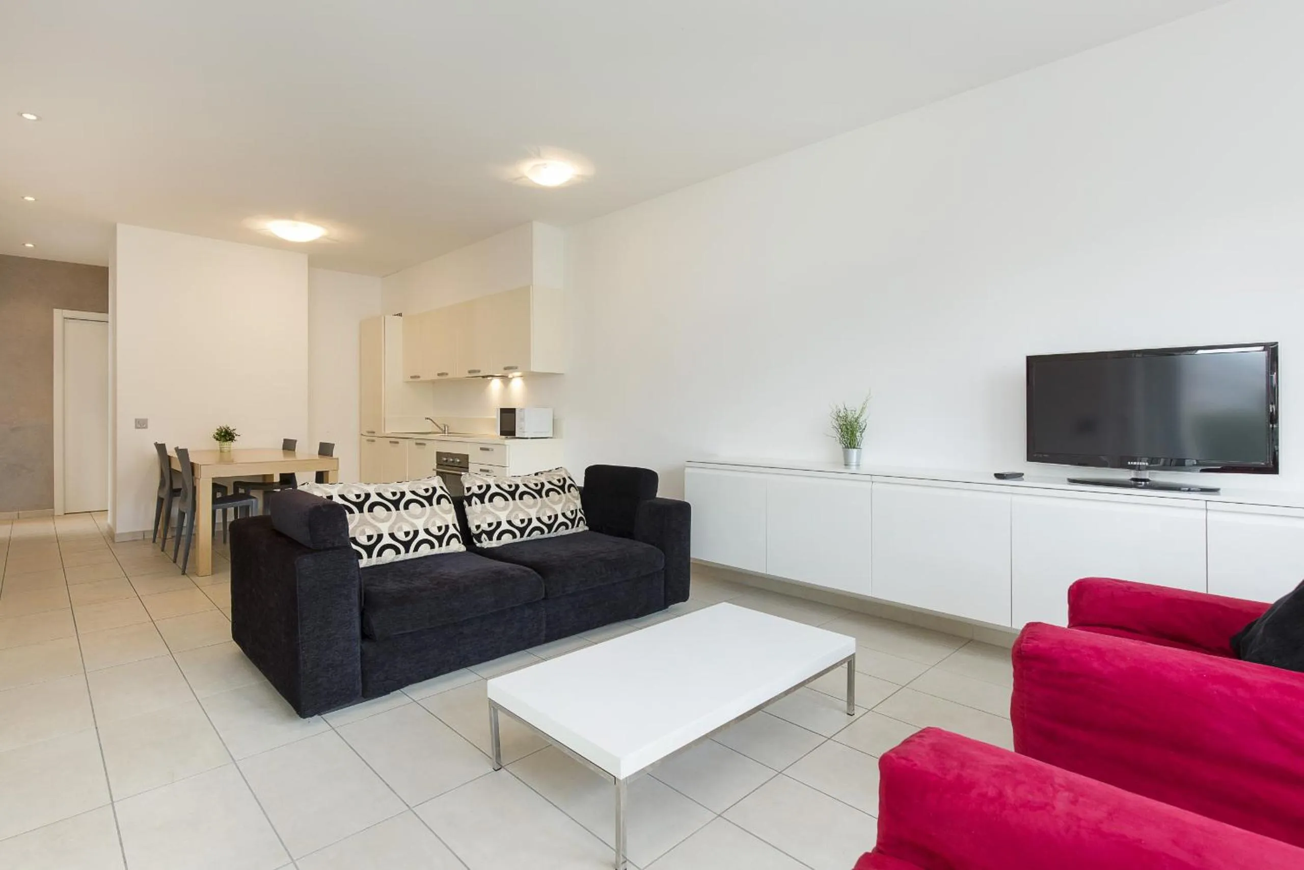 Kitchen or kitchenette in Prestige Apartments by Quokka 360 - spacious flats with terraces