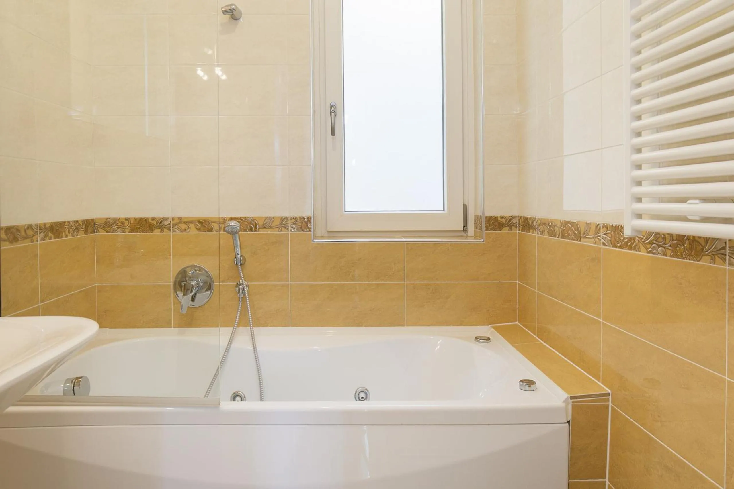 Bathroom in Prestige Apartments by Quokka 360 - spacious flats with terraces