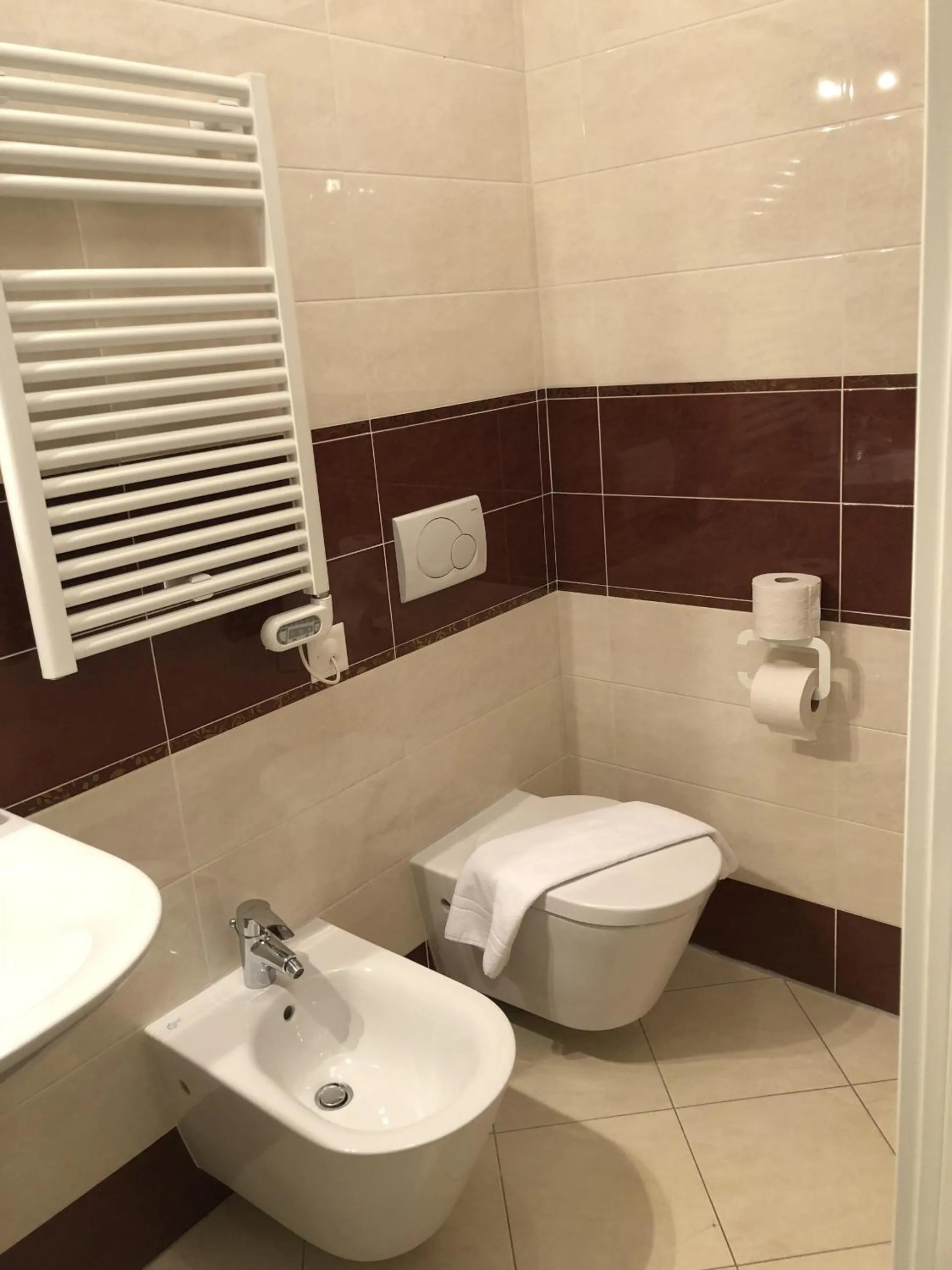 Bathroom in Prestige Apartments by Quokka 360 - spacious flats with terraces