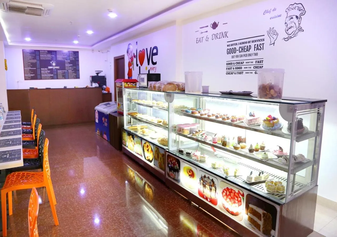 On-site shops in Triguna Clarks Inn Kurnool