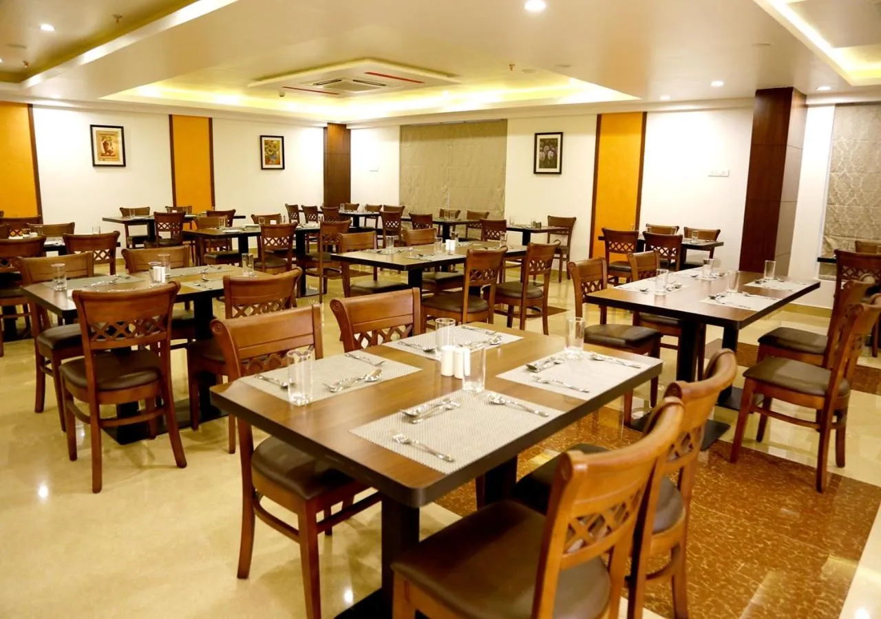 Restaurant/places to eat in Triguna Clarks Inn Kurnool