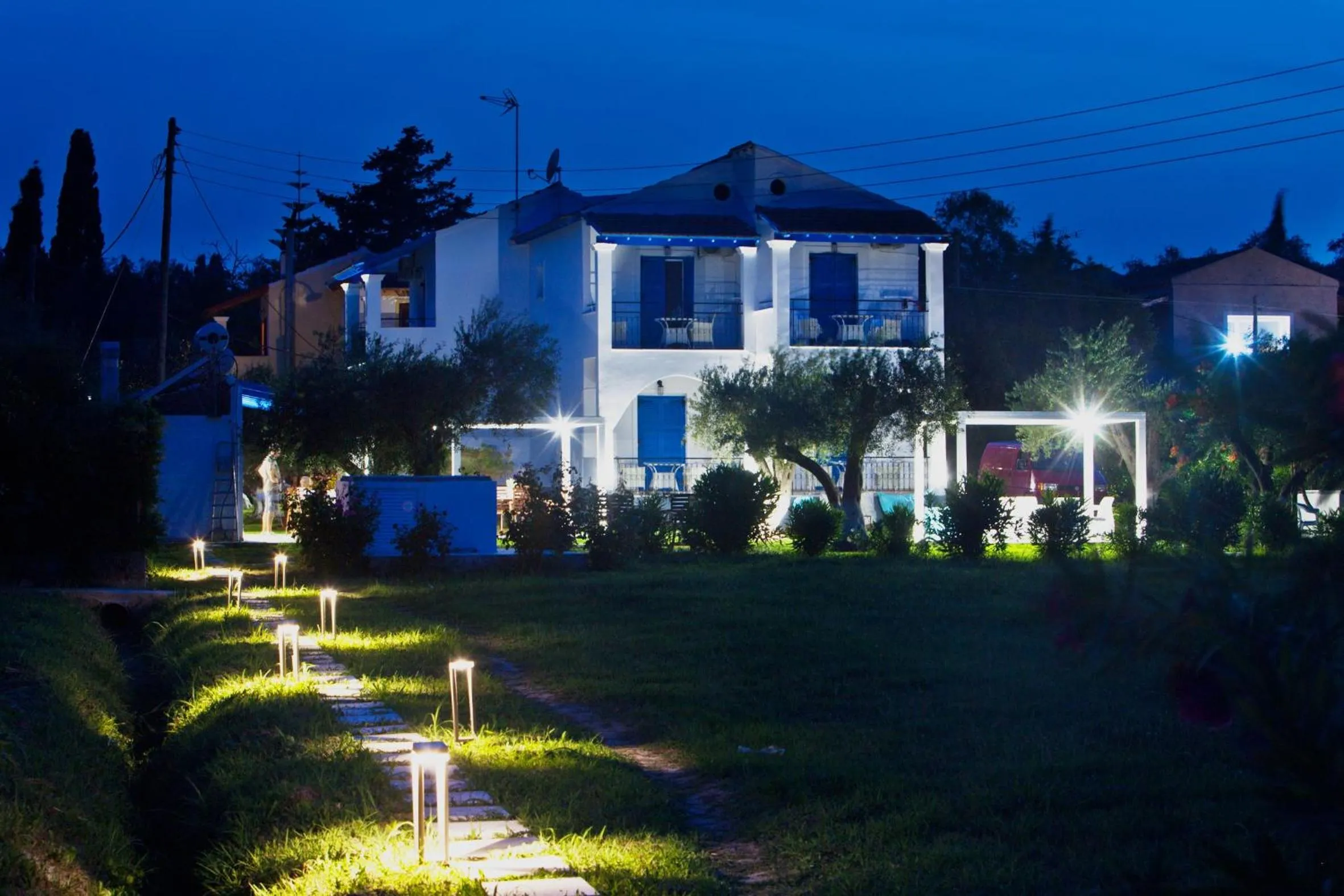 Garden view in Sun 'n Chill, Boutique Apartments & Beach Villa