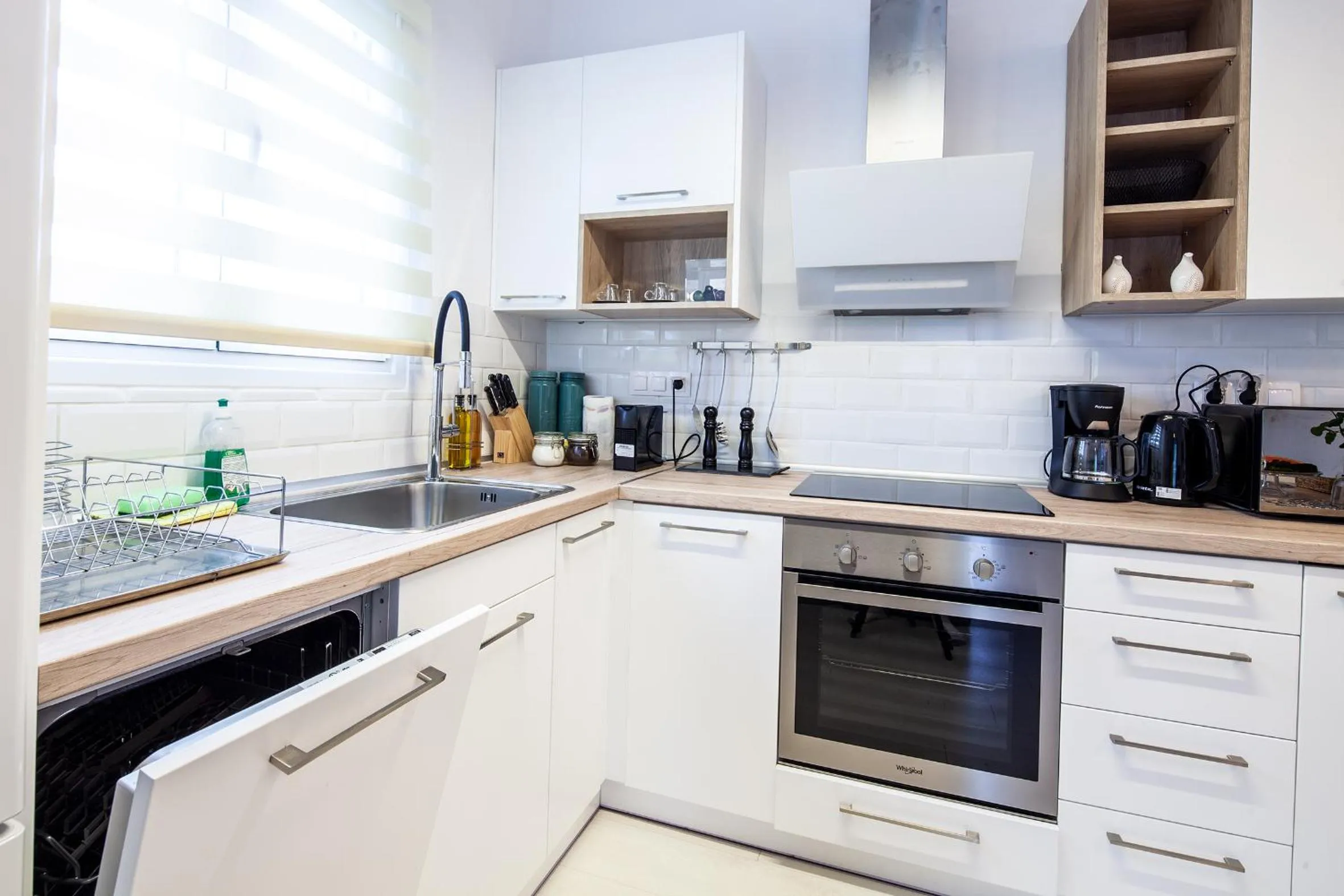 Kitchen or kitchenette in Sun 'n Chill, Boutique Apartments & Beach Villa