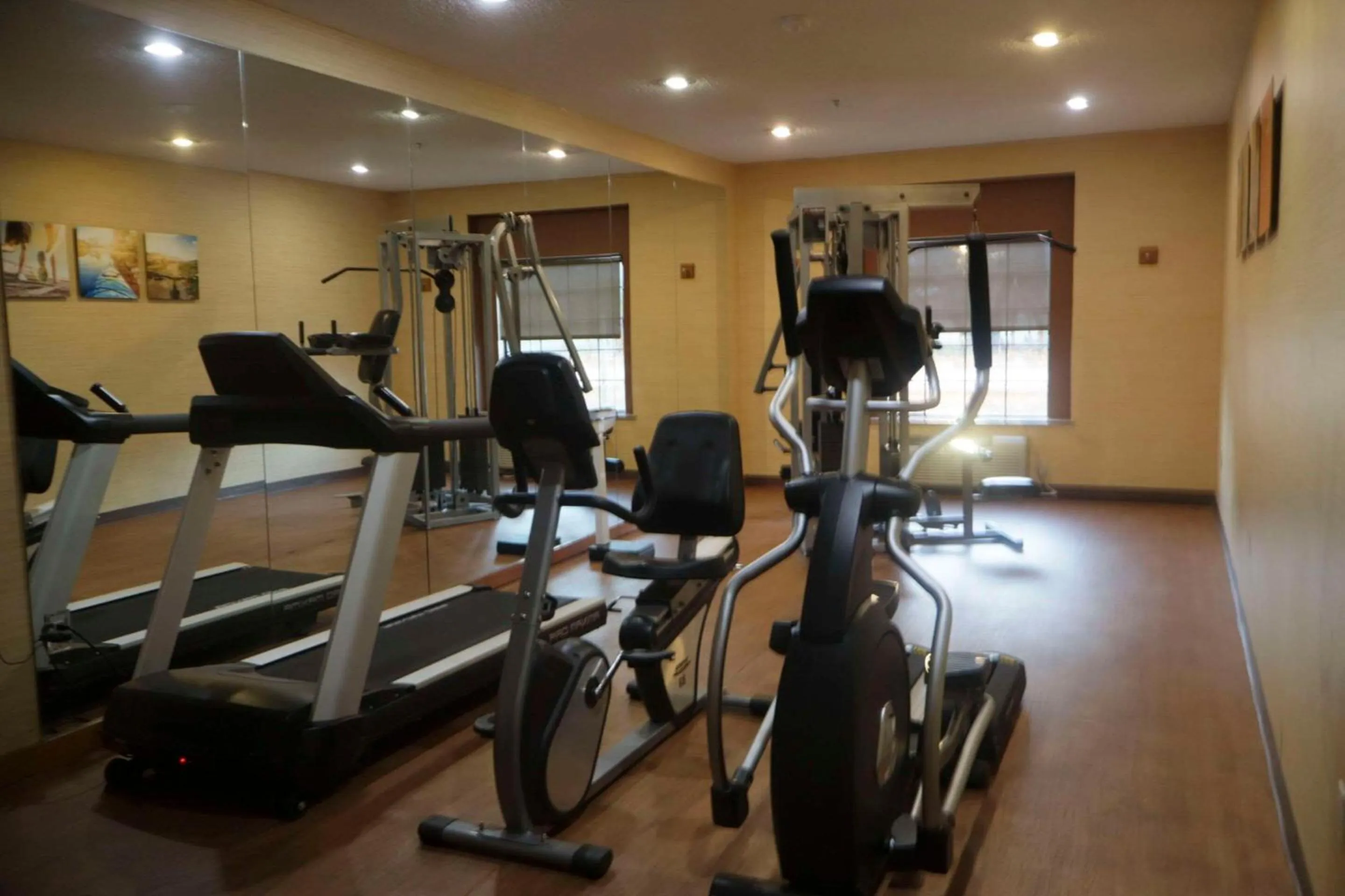 Fitness centre/facilities in Comfort Inn & Suites Burnet