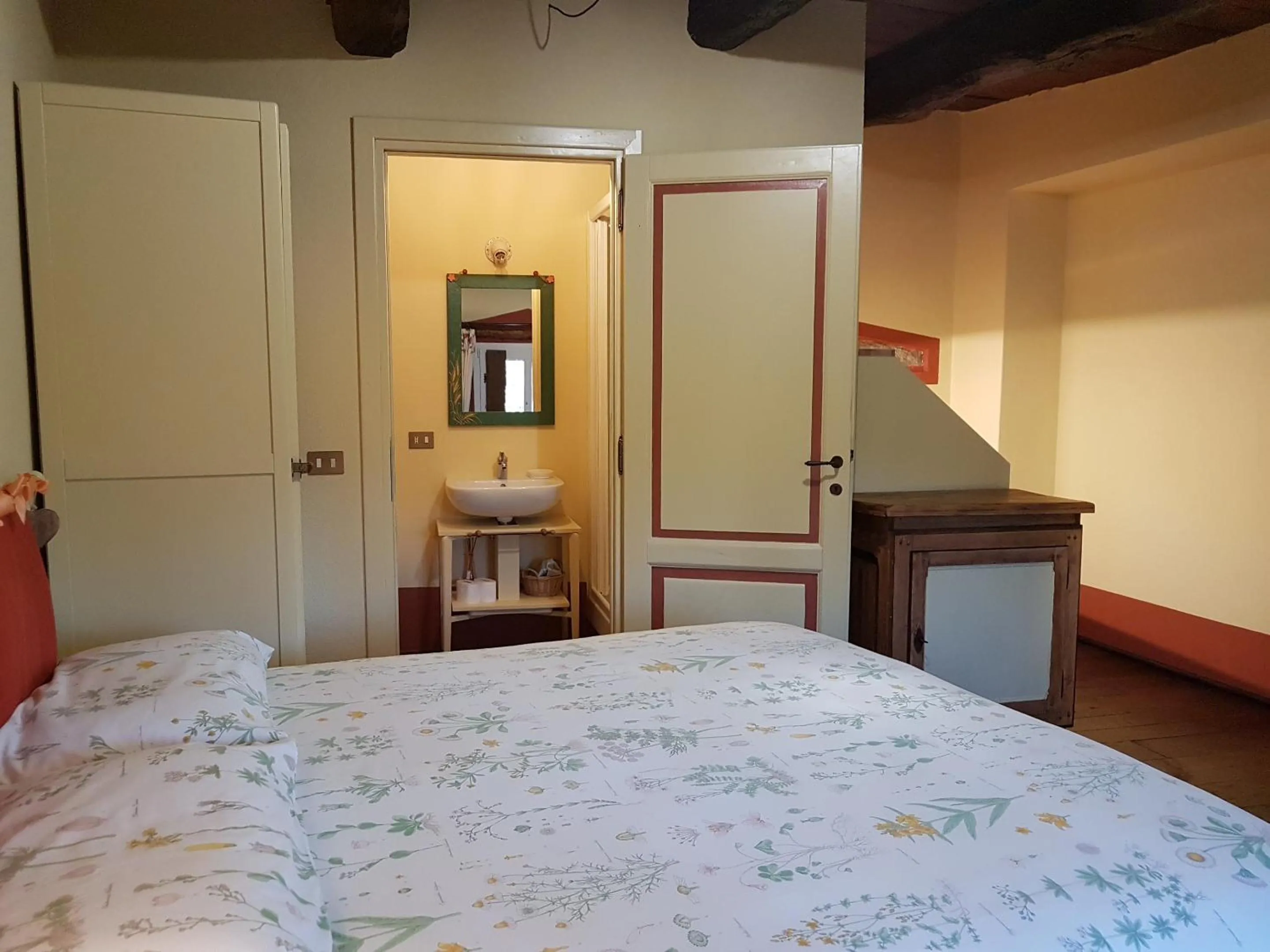 Bedroom, Bed in B&B La Cascina di Monia e Mario