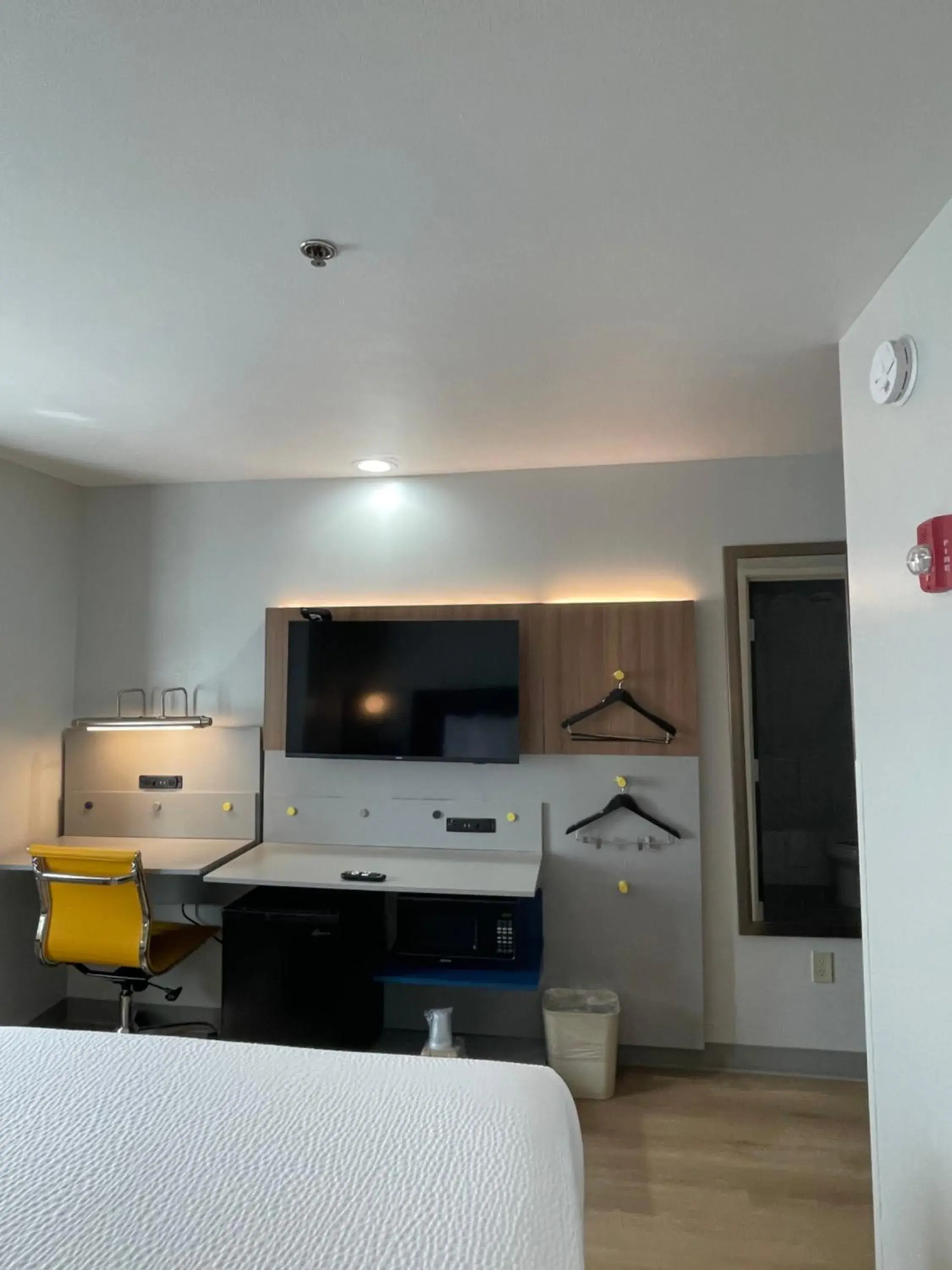 Queen Room - Non-Smoking in Microtel Inn and Suites Baton Rouge Airport Queen Room - Non-Smoking in Microtel Inn and Suites Baton Rouge Airport