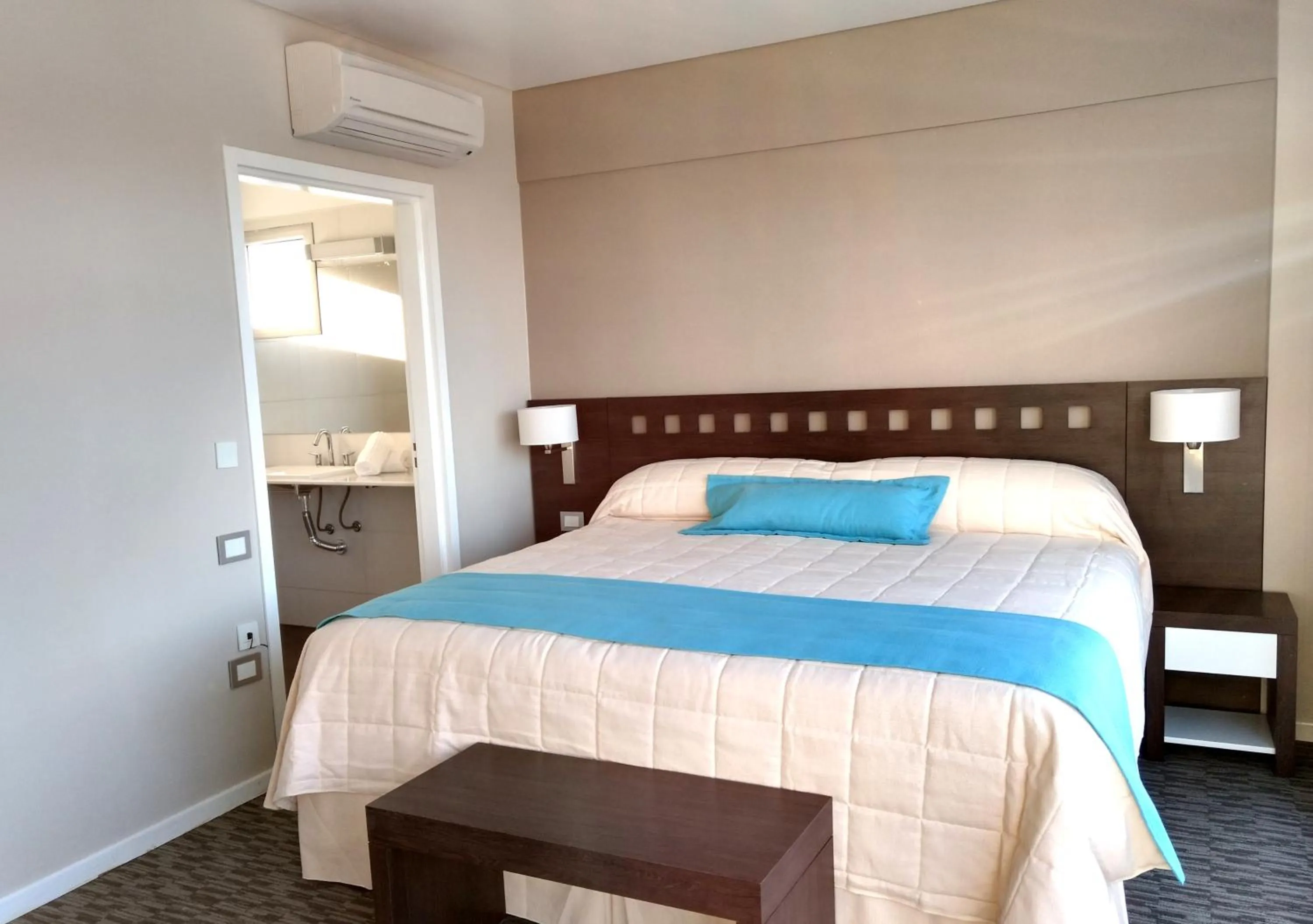Bedroom, Bed in Days Inn & Suites by Wyndham La Plata