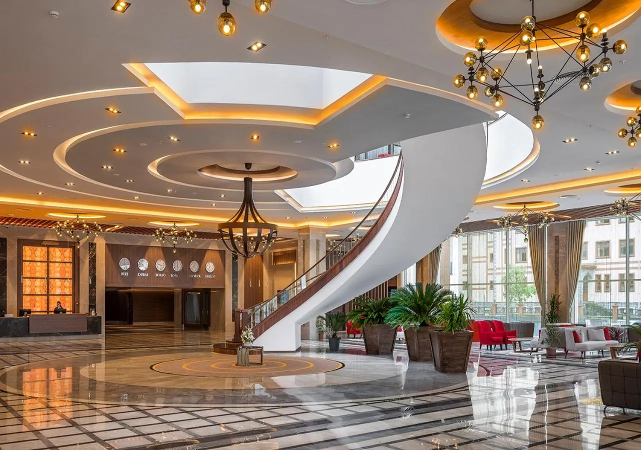 Lobby or reception in Ramada Plaza by Wyndham Rize