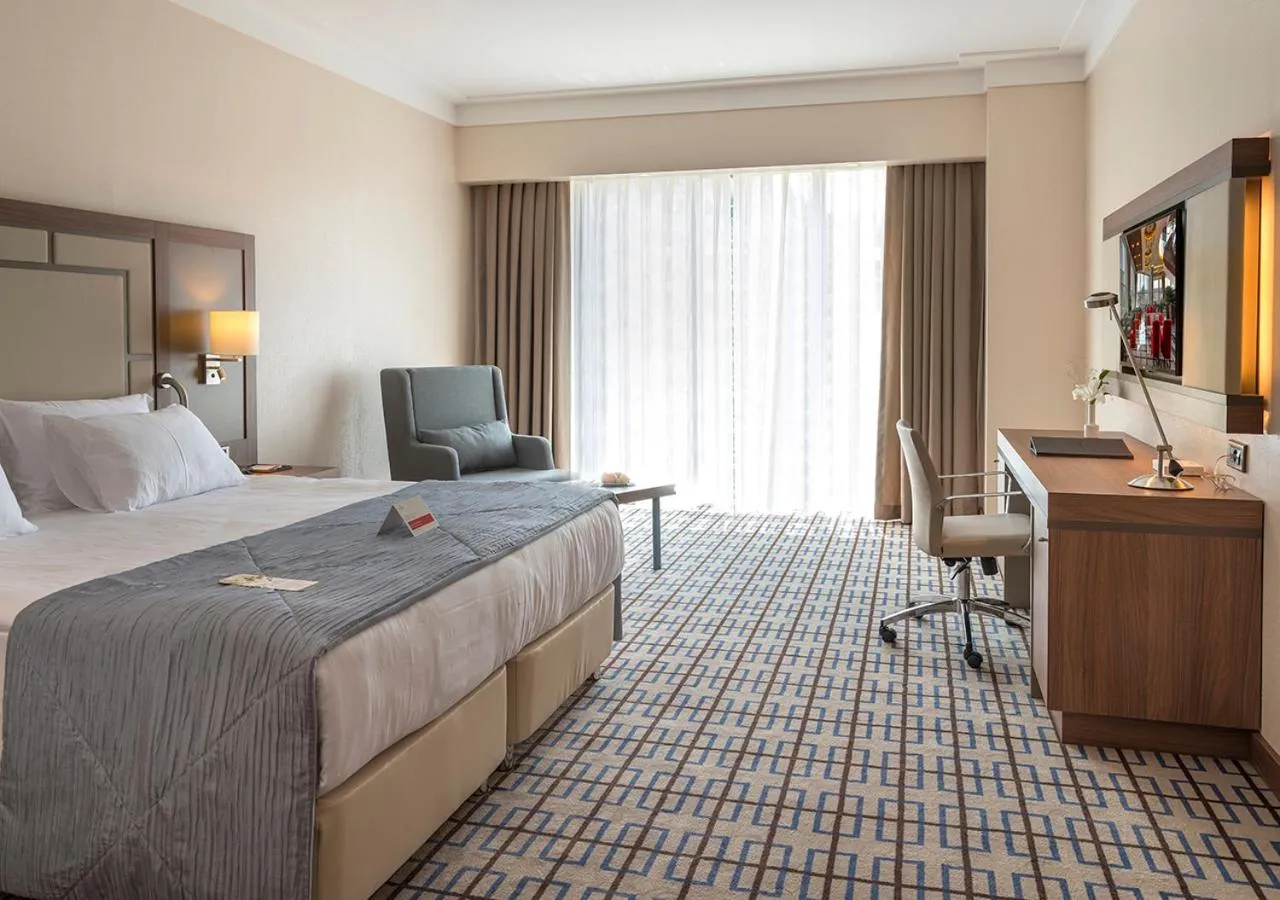 Photo of the whole room, Bed in Ramada Plaza by Wyndham Rize