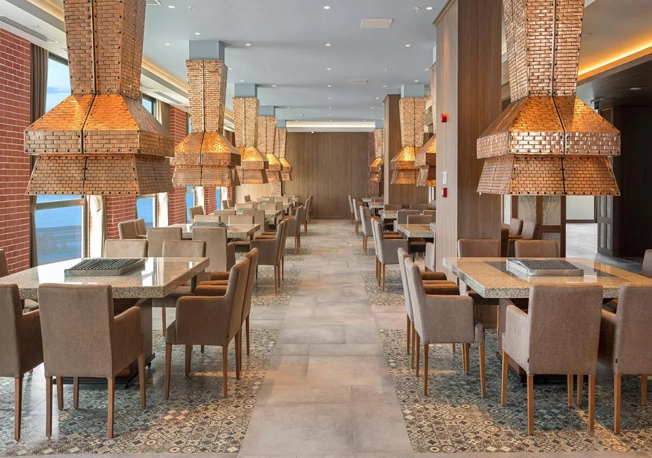 Restaurant/places to eat in Ramada Plaza by Wyndham Rize