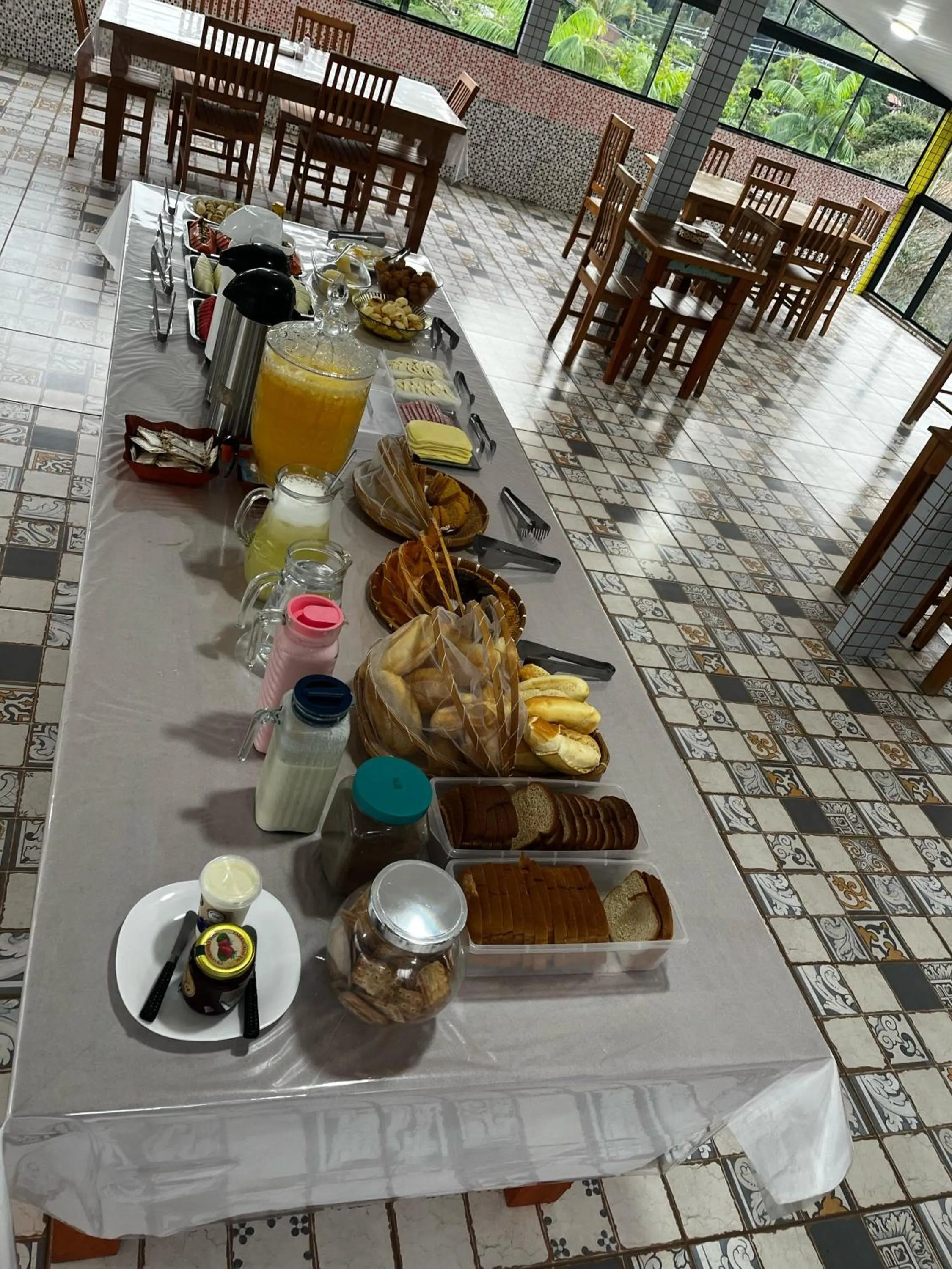 Breakfast in Hotel Lumiar