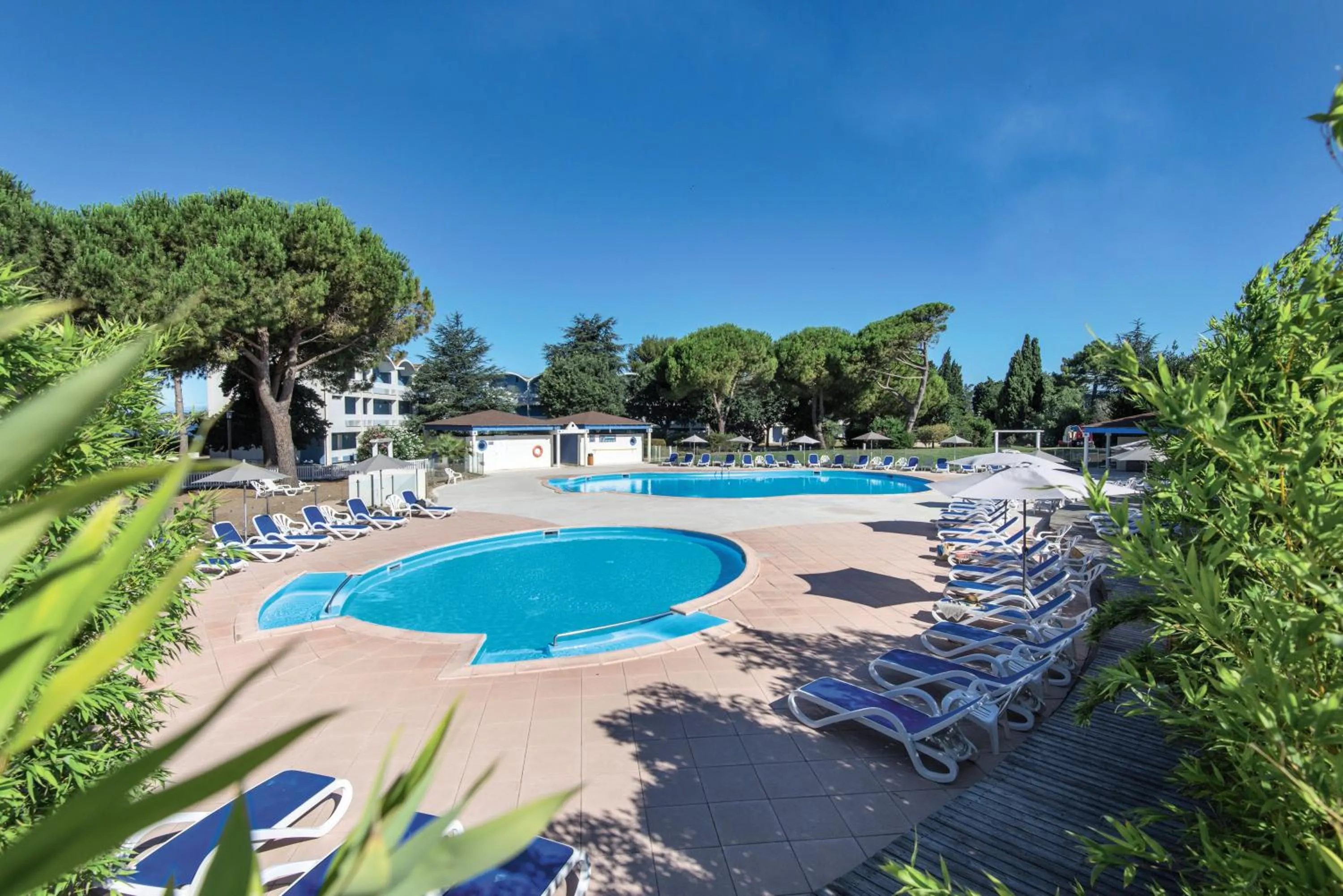 Swimming pool in Belambra Clubs Balaruc-les-Bains - Les Rives De Thau