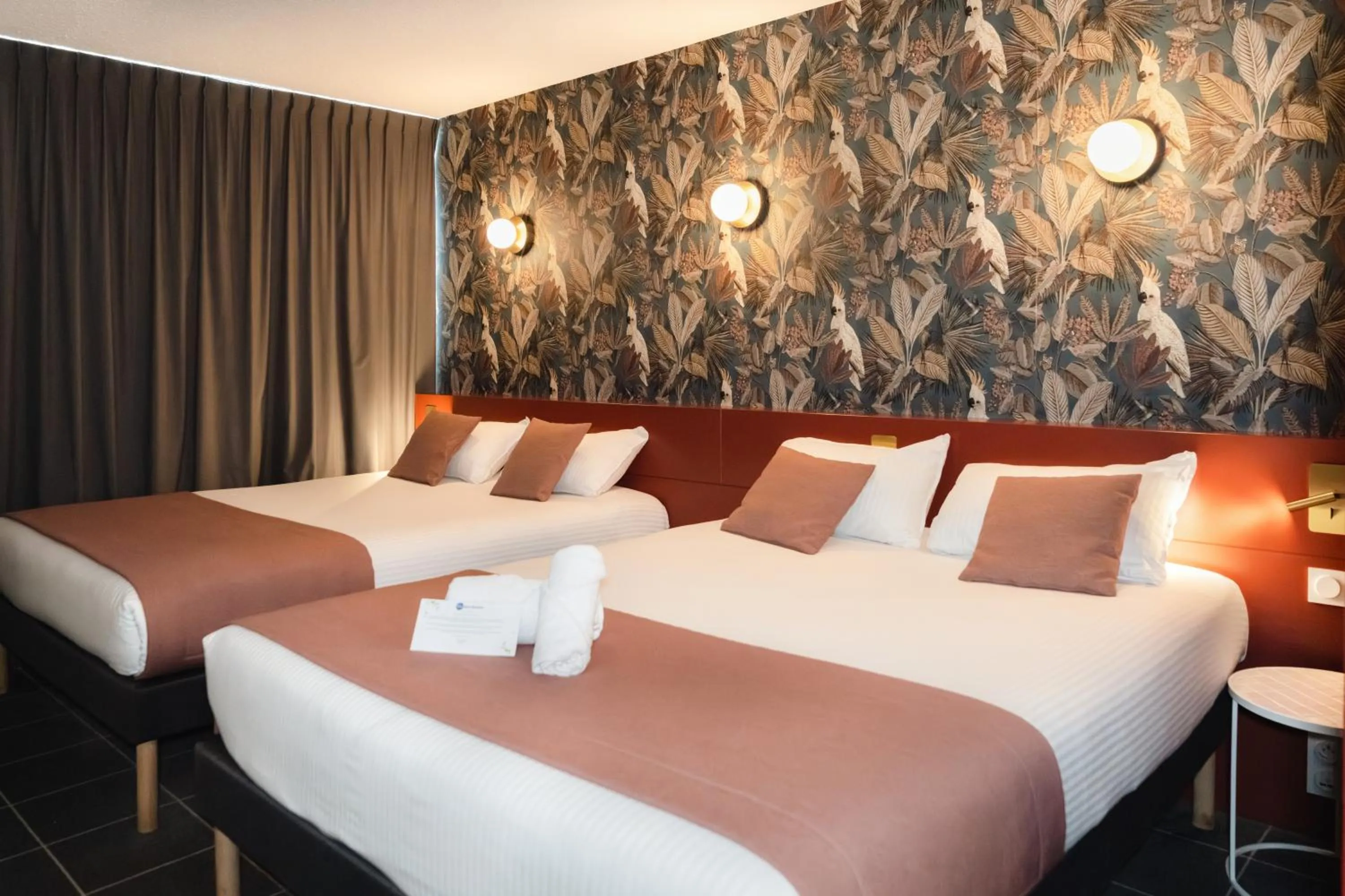 Bed in Best Western Hotel du Lac Dunkerque- Restaurant ouvert 7/7 midi et soir