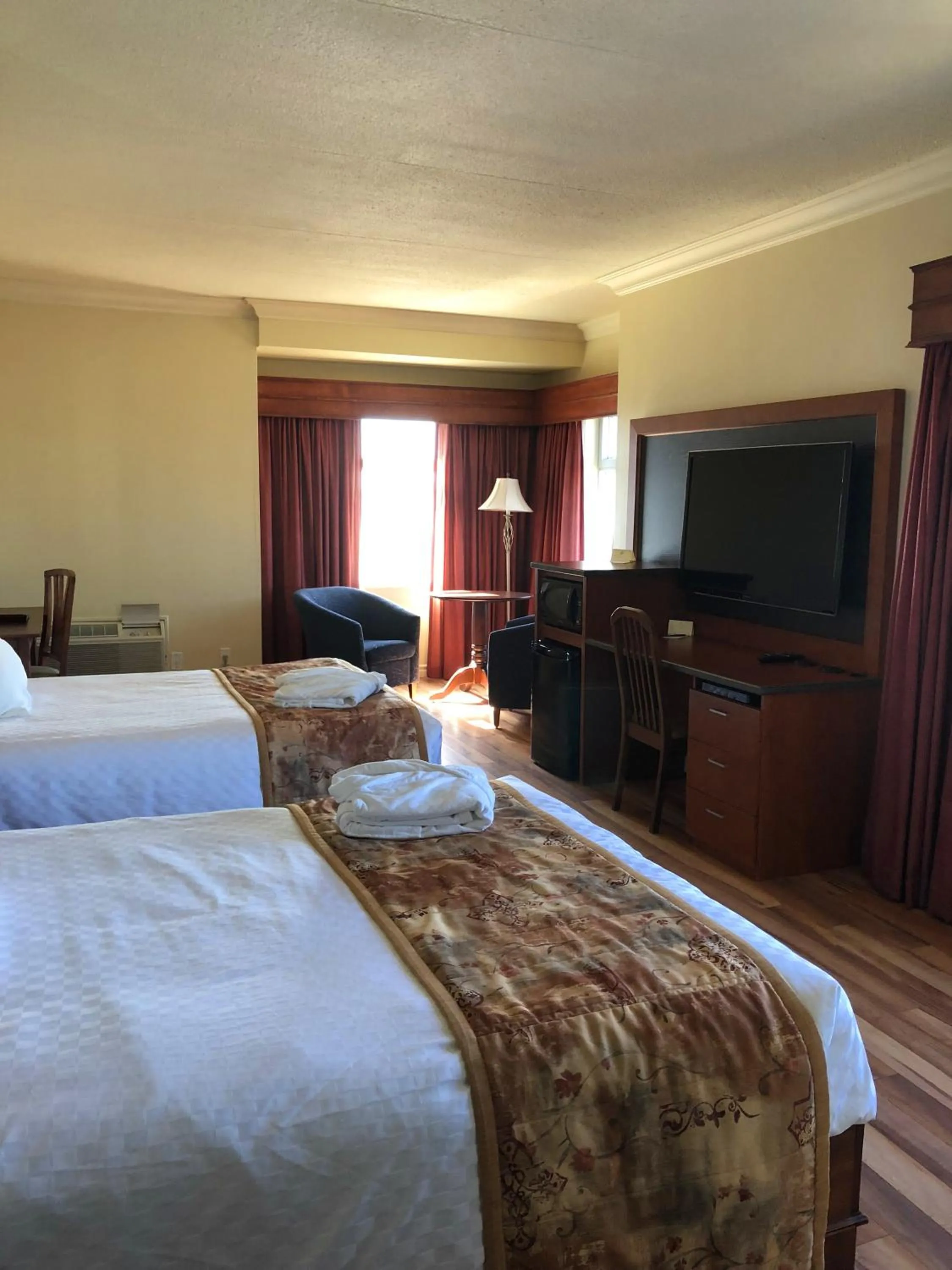 Photo of the whole room, Bed in Hotel L'Oie des neiges