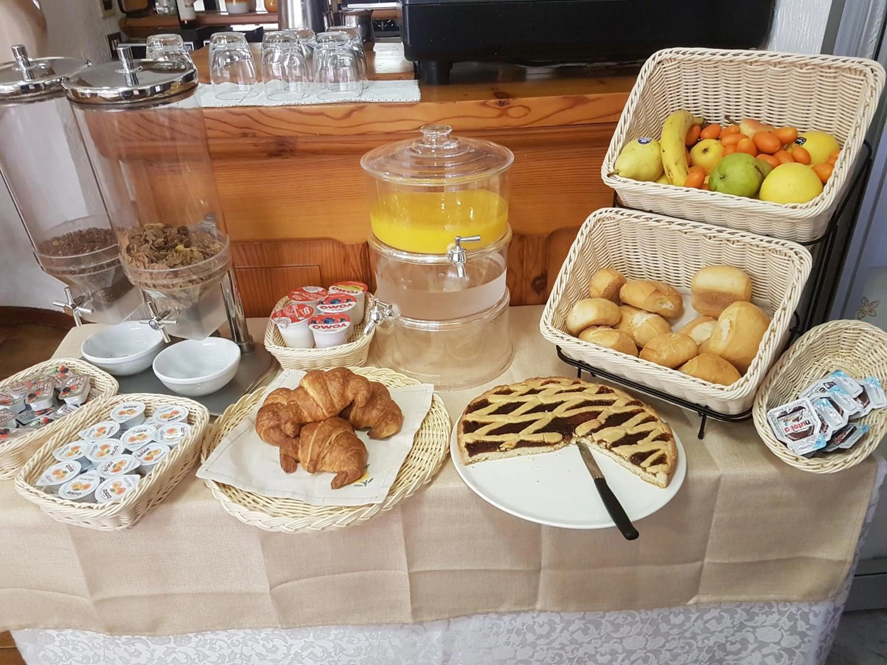 Italian breakfast in Albergo Natalina