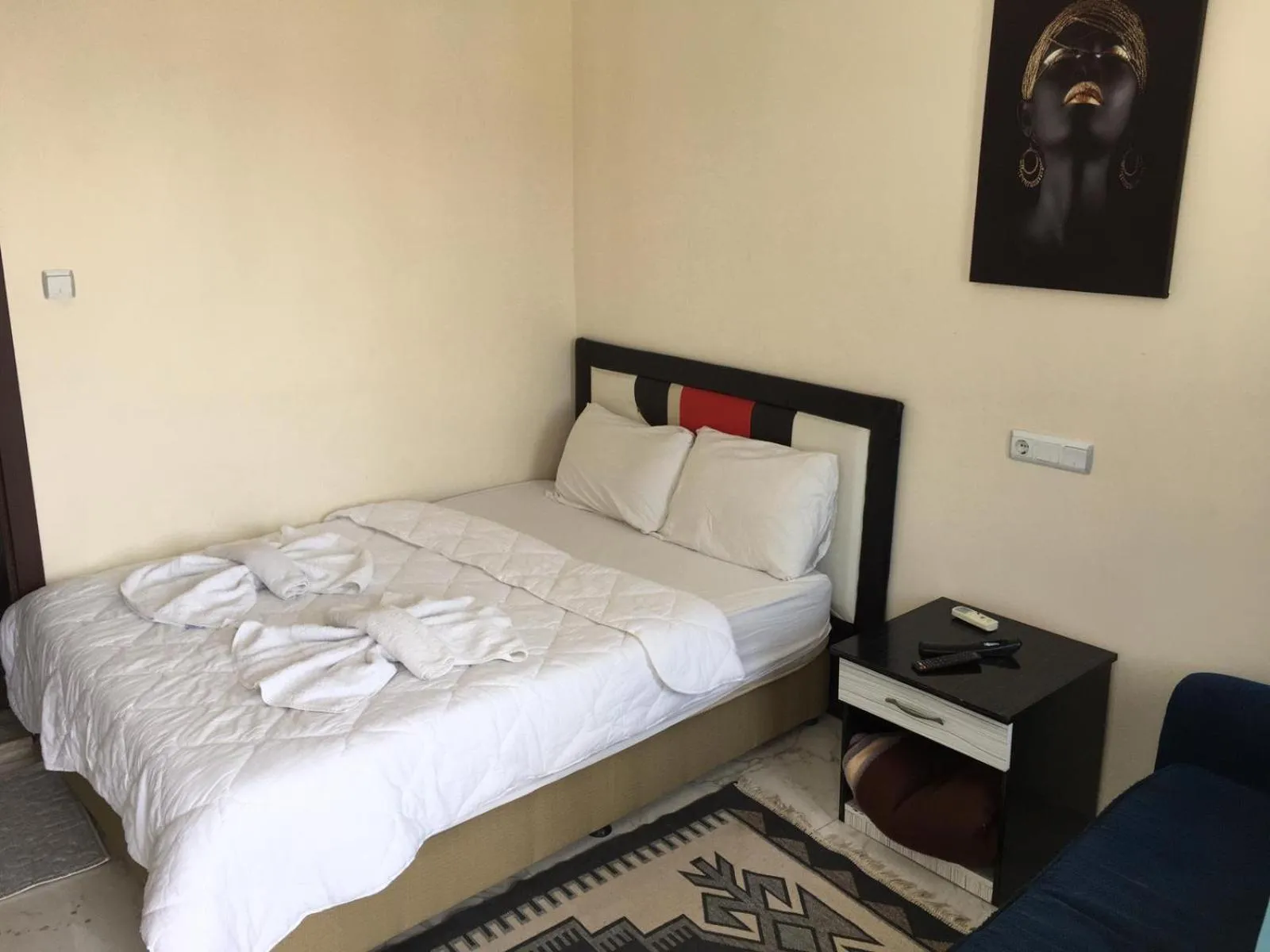 Property building, Bed in shah sultan Ozturk Hotel