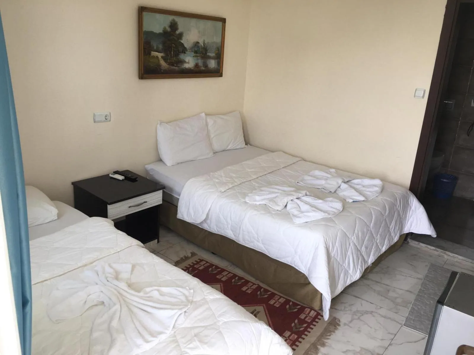 Property building, Bed in shah sultan Ozturk Hotel