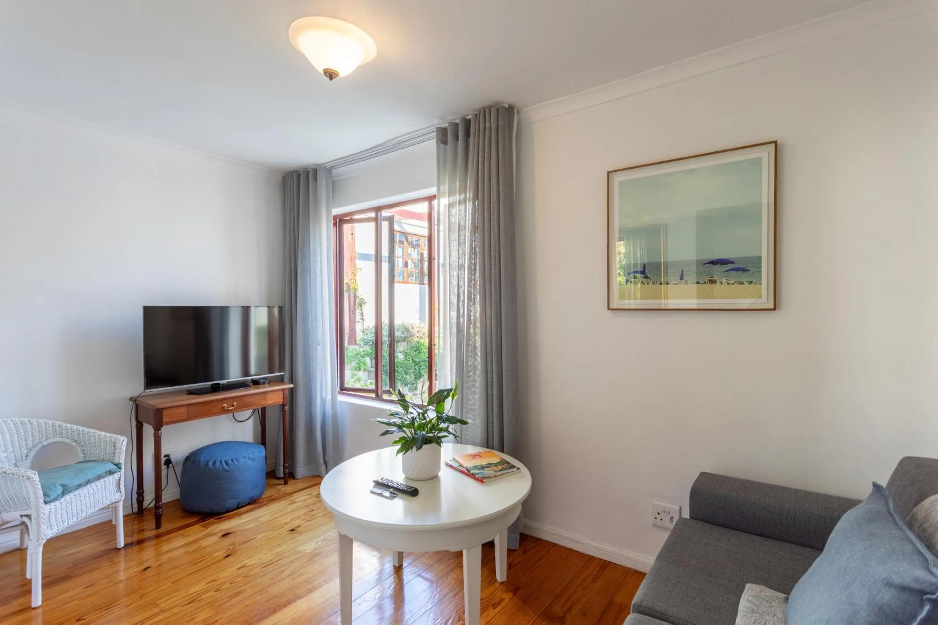 TV and multimedia in Acorn House